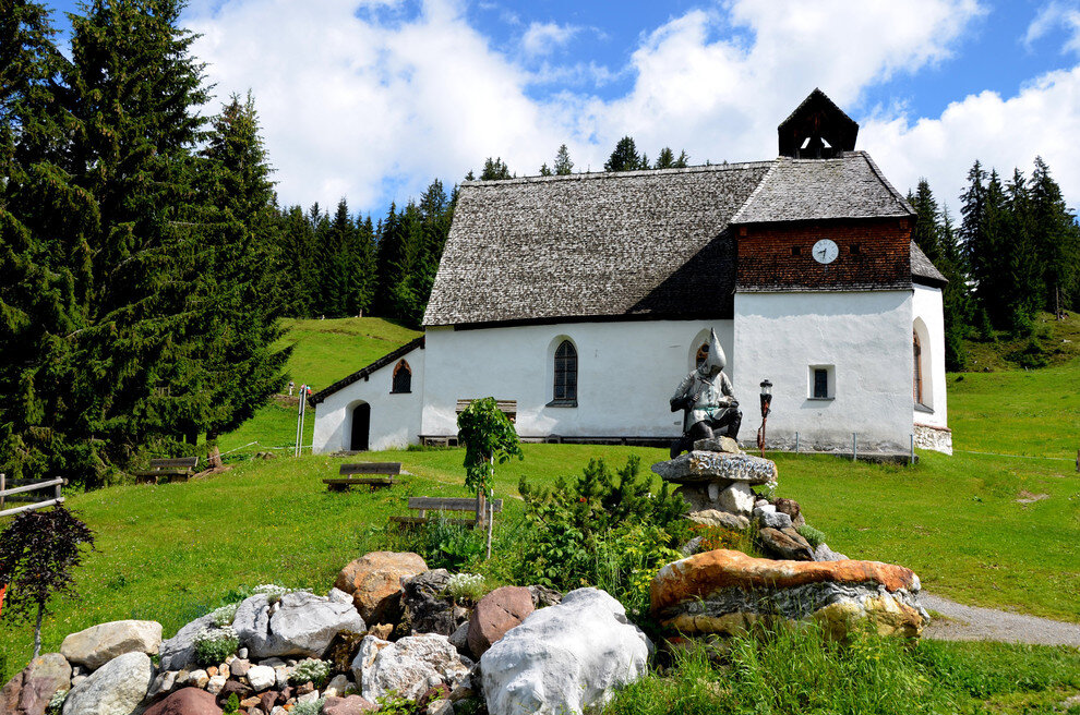 Miners' tour of the St. Agatha Chapel