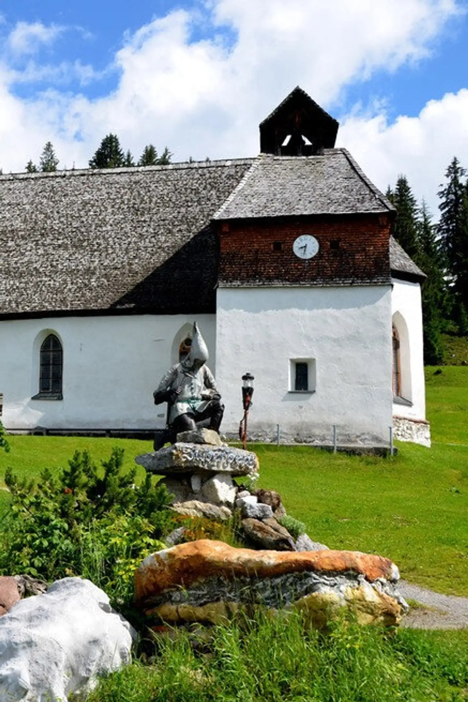 Miners' tour of the St. Agatha Chapel