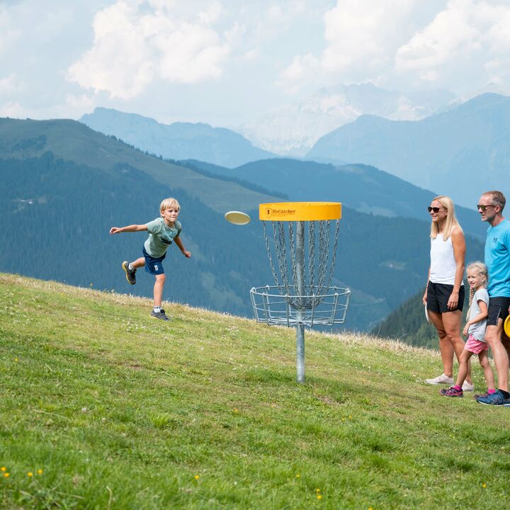 Teenager Disc Golf