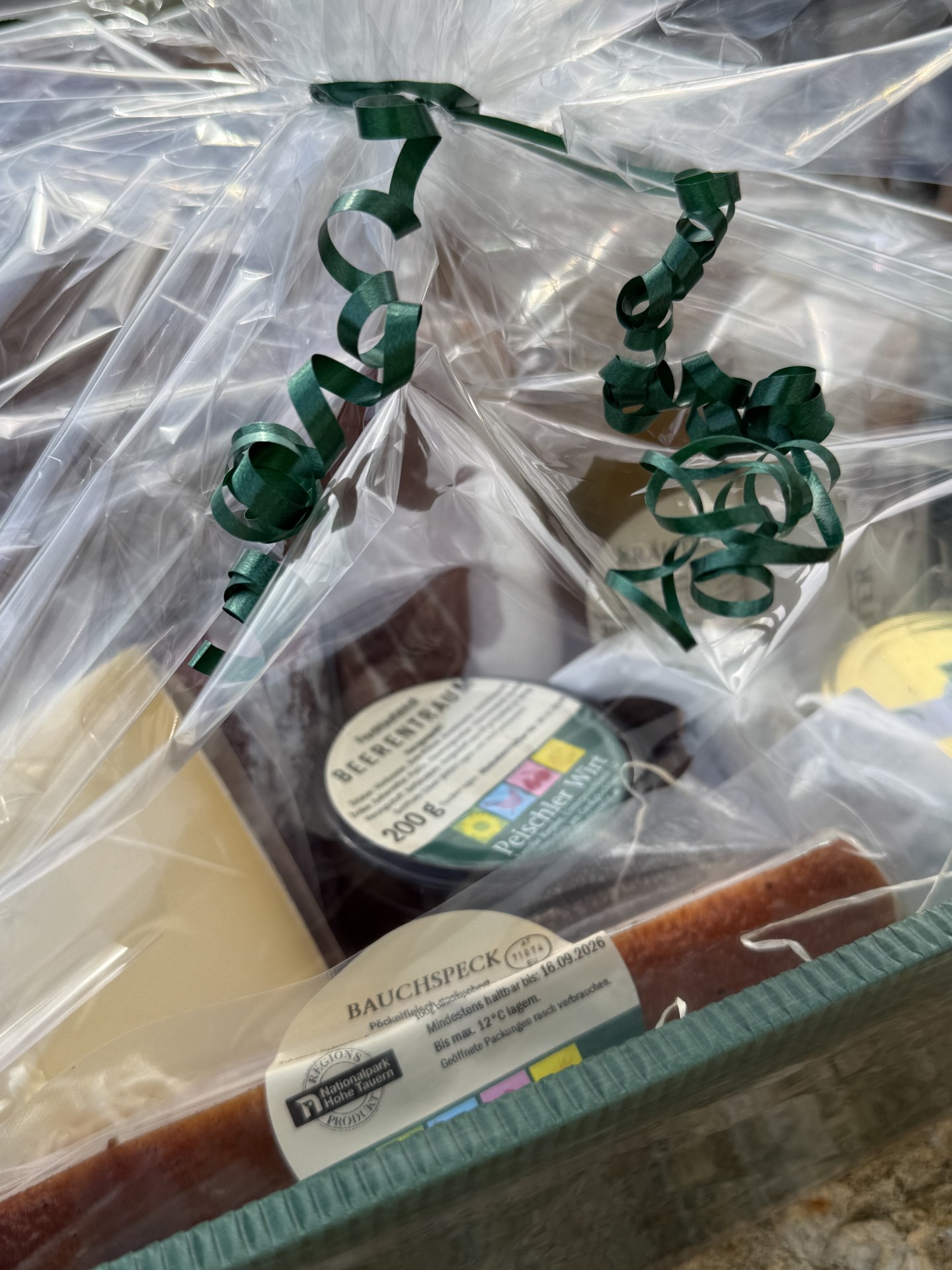 GESCHENKSKORB OSTTIROL