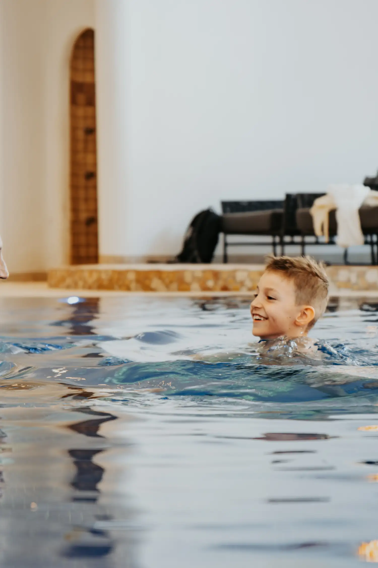 Meerjungfrauenschwimmen ab 8 Jahren