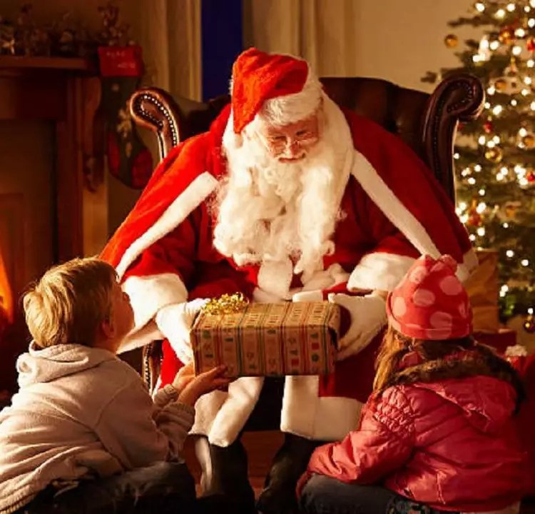 WEIHNACHTSZEIT: Triff den Weihnachtsmann!
