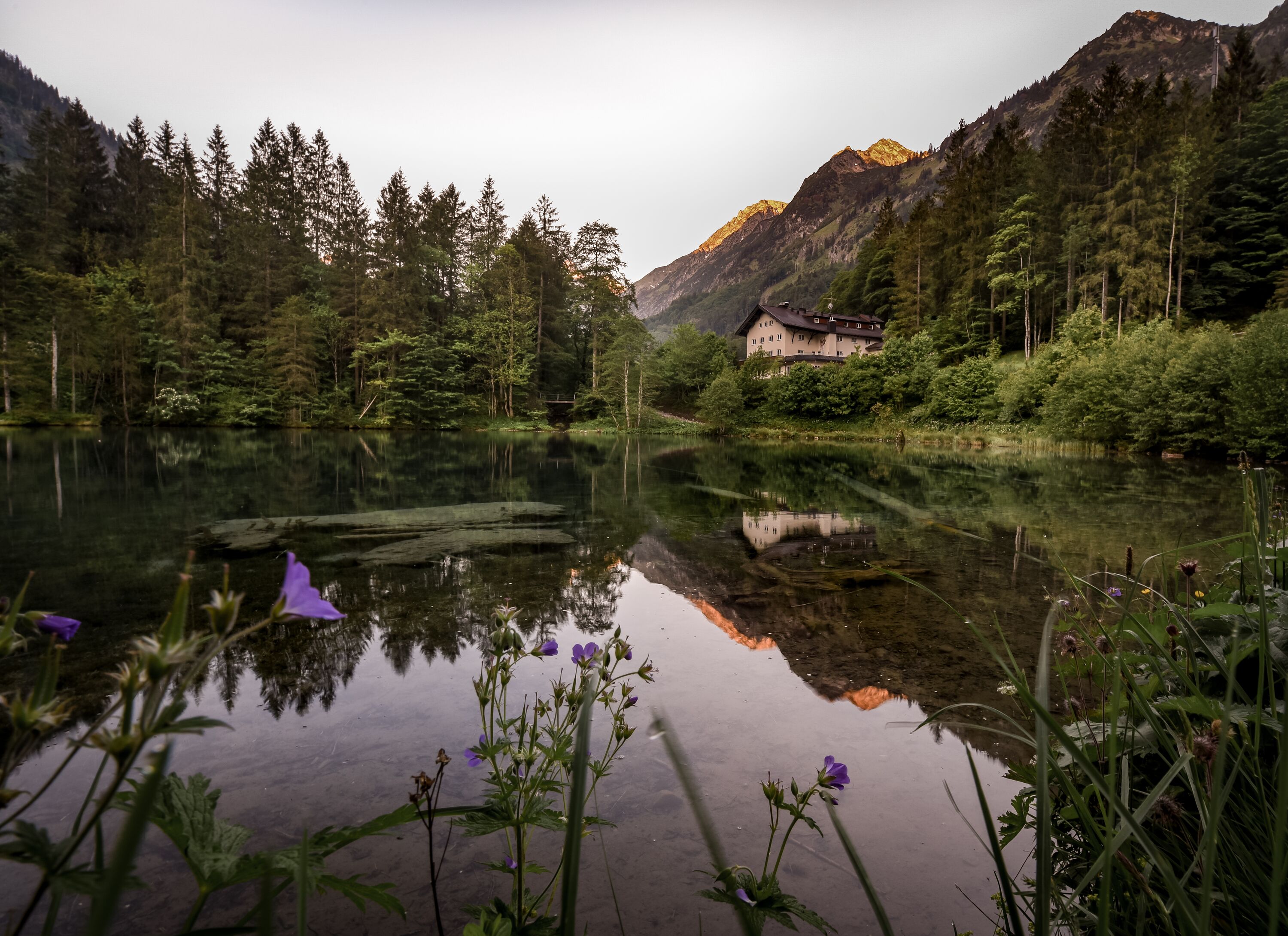 Guided Hike: “The Deep-Blue Christlessee & the Wildly Romantic Trettachtal”