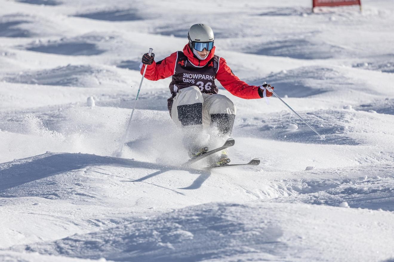 FIS Moguls + Dual Moguls Opening