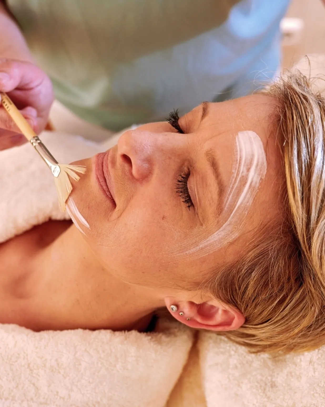 Naturally radiant. Facial treatment with Trawenmoor from Dr. Spiller