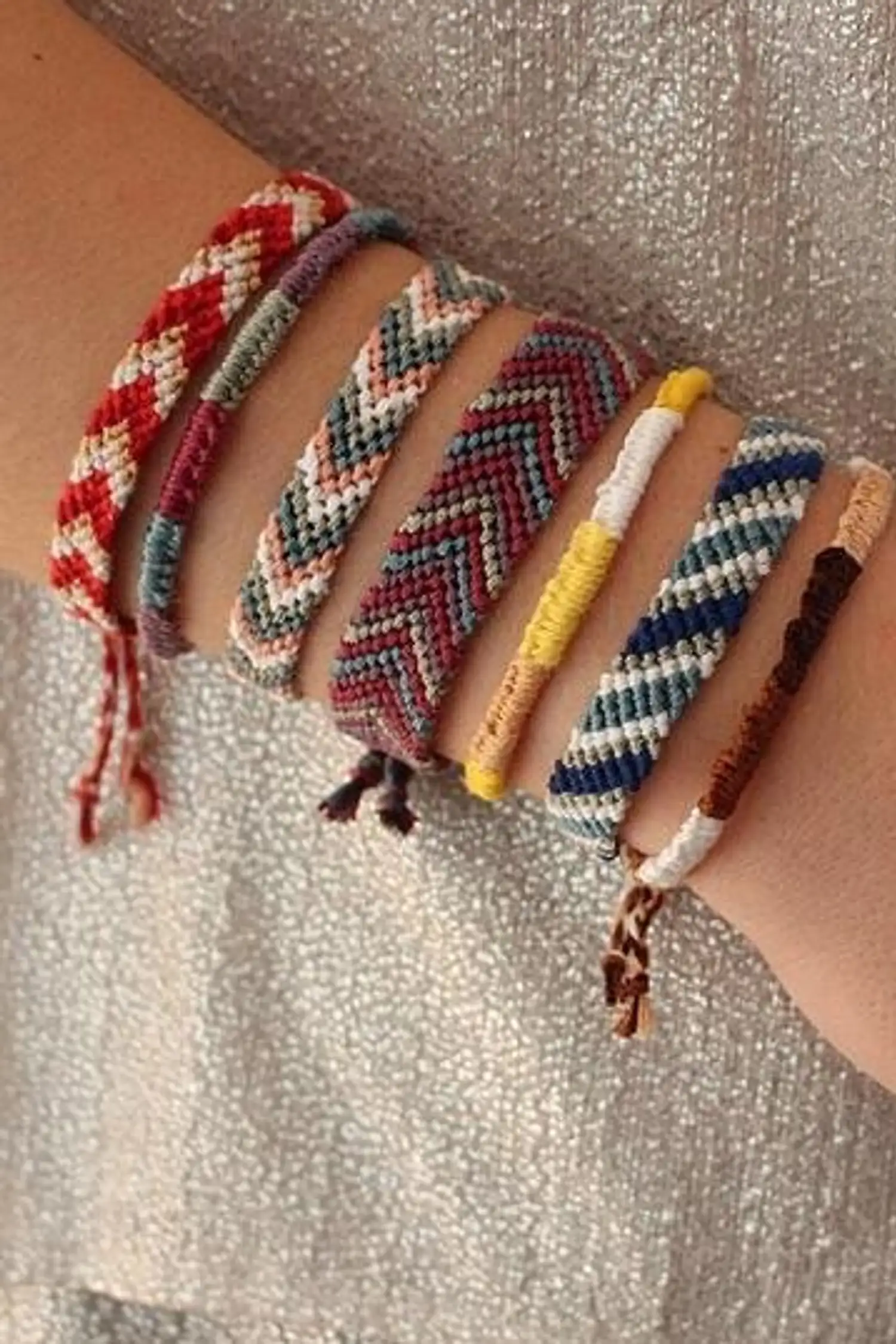 *Freundschafts-Armbänder – Dein Style, dein Design (ab 10 Jahre)