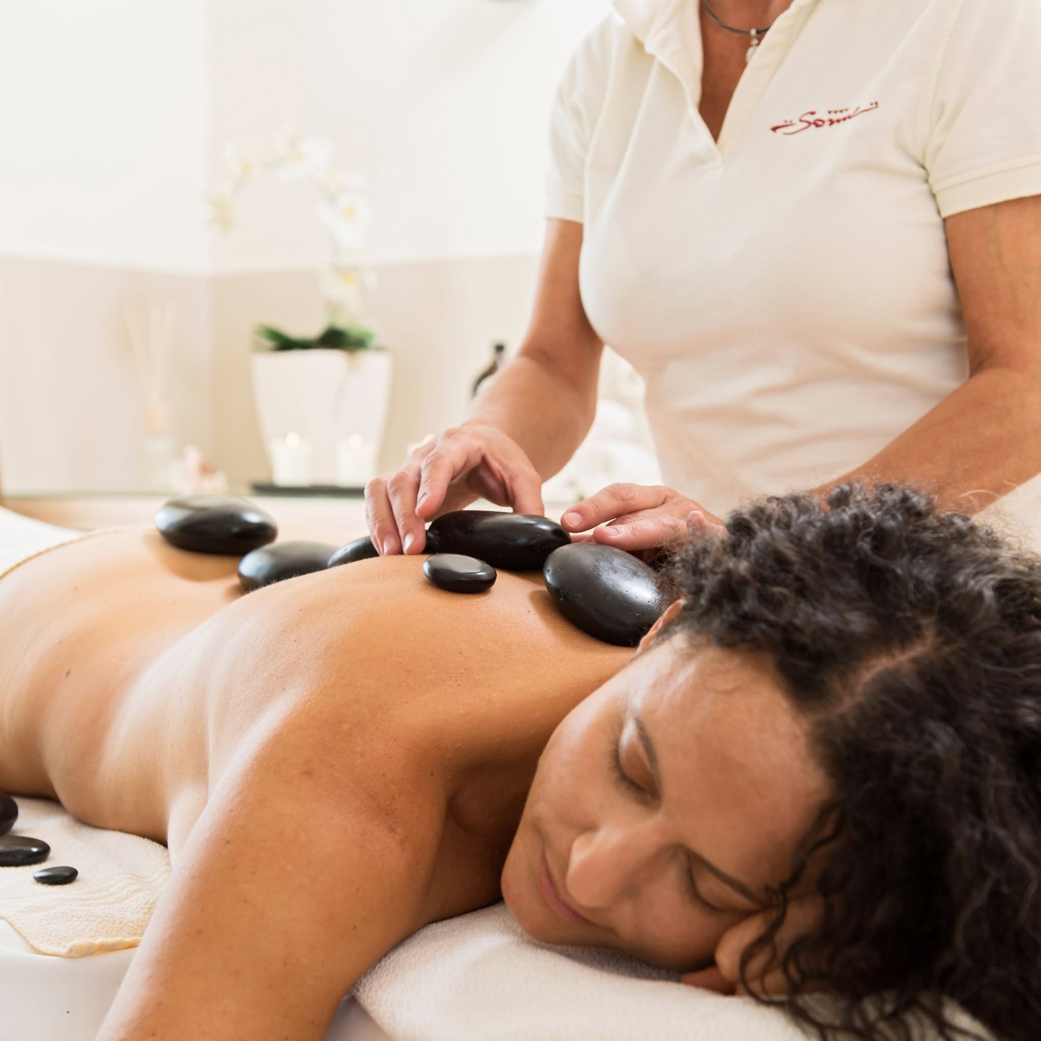 Hot & Cold Stone Massage – Wärme, Kühle und neue Energie