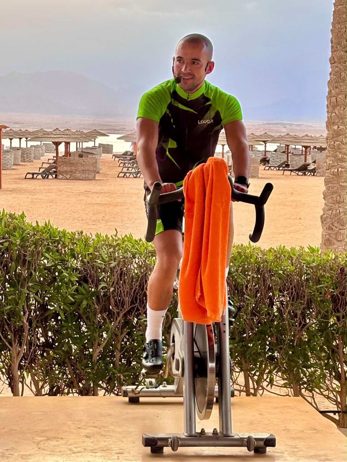 Cycling Meets Schlager