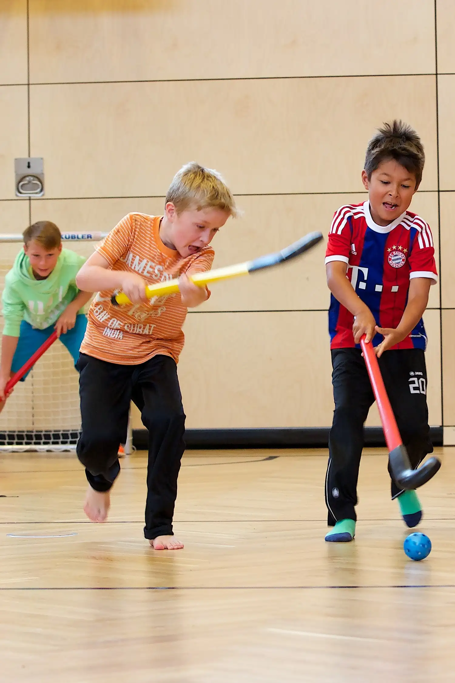 "SPACE FOR MOVEMENT" - Ball Sports