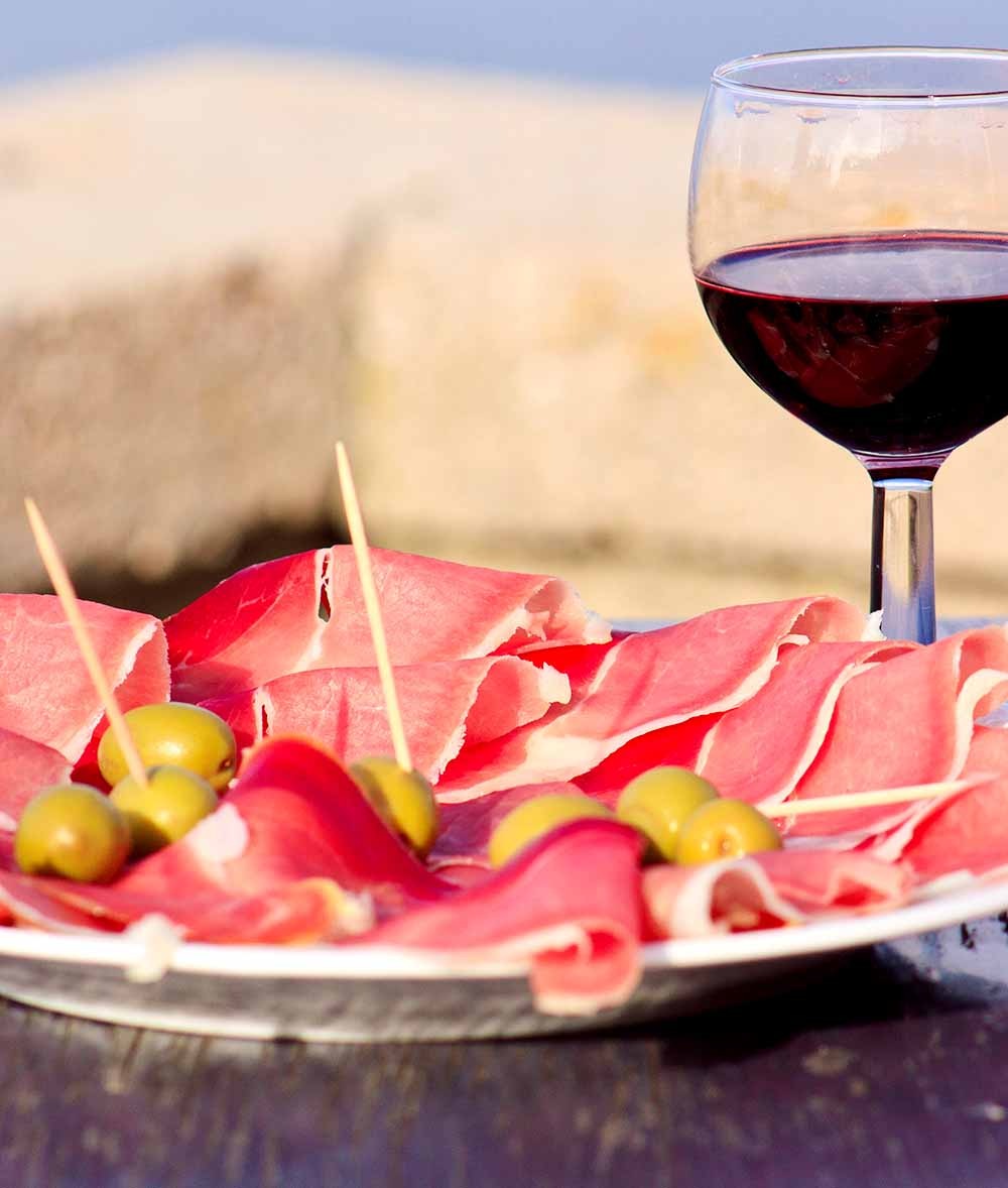 Dalmatian Tapas - ham, cheese & olives from the region