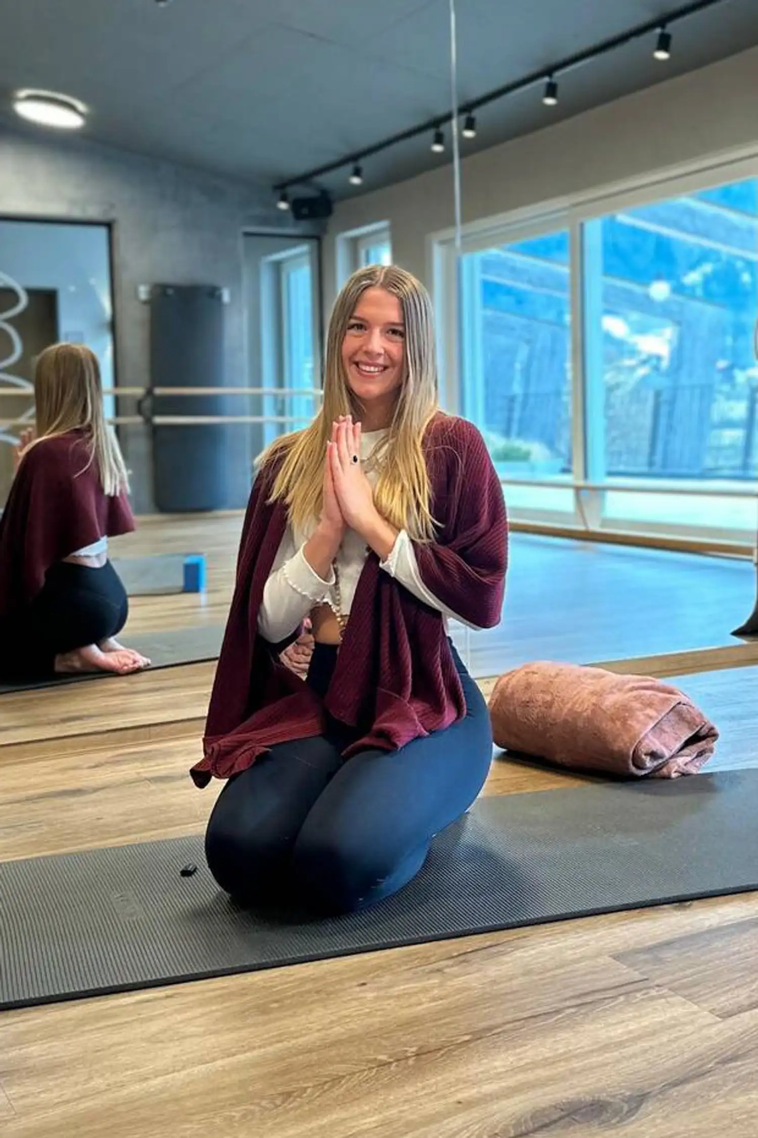 Yoga & Achtsamkeit mit Hund – gemeinsam zur Ruhe kommen