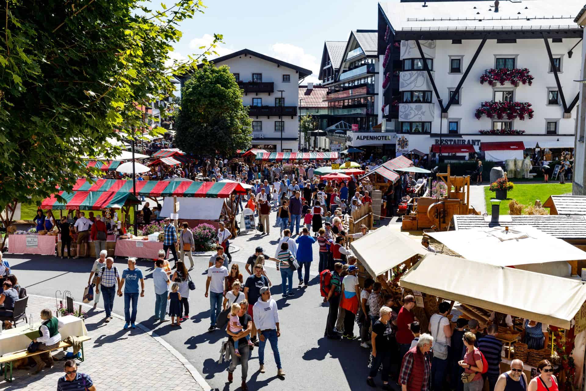 Seefeld Tuesday market