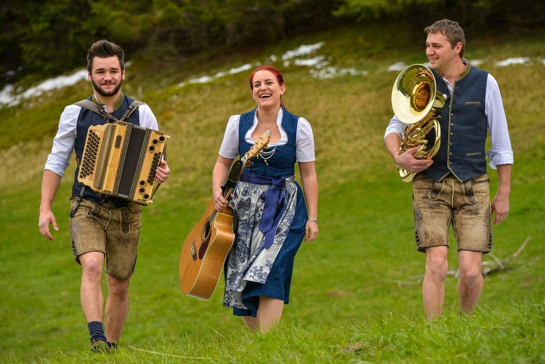 SILBERKRUG-MUSI | Folk music