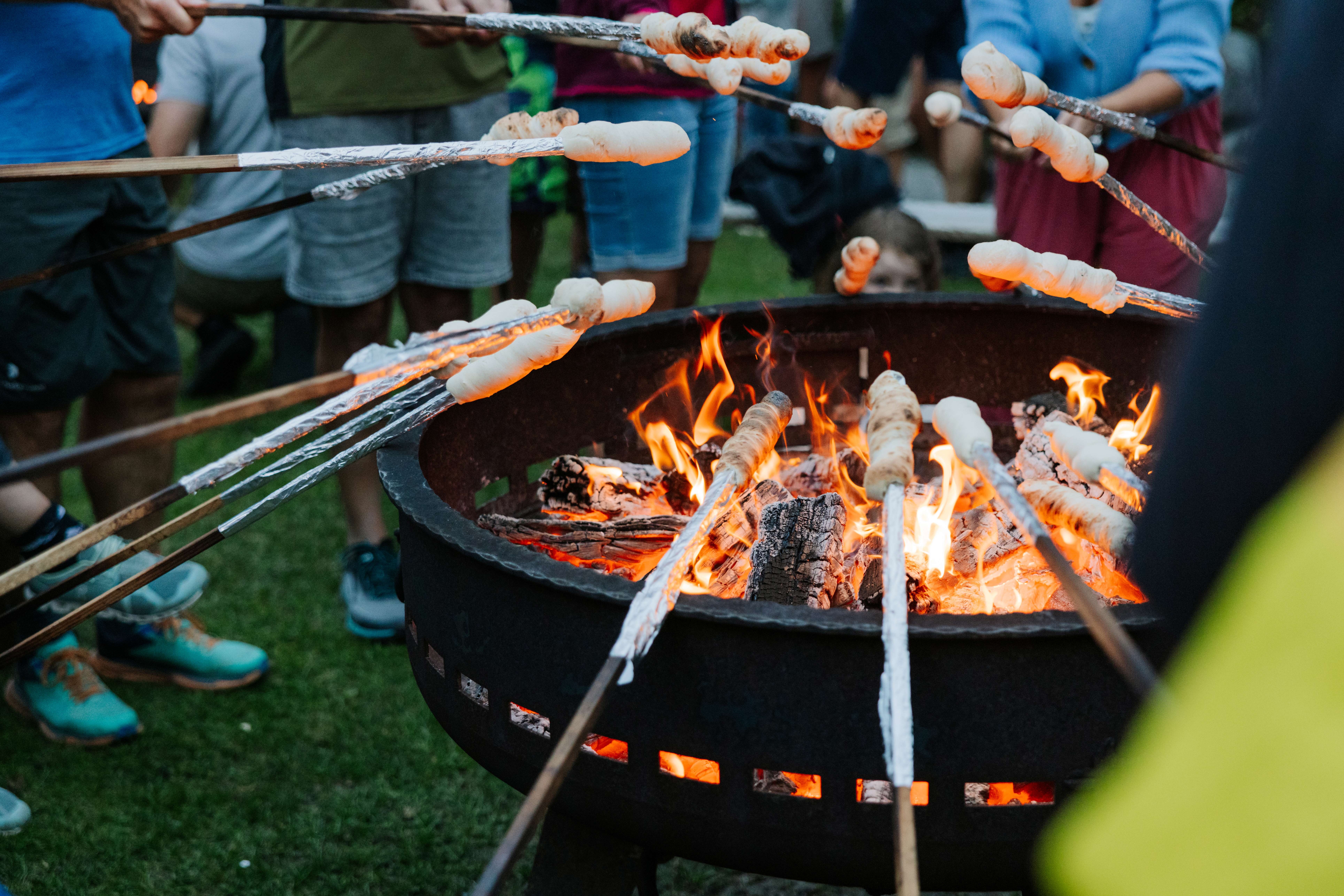 Kids party at the campfire & bread baking!
