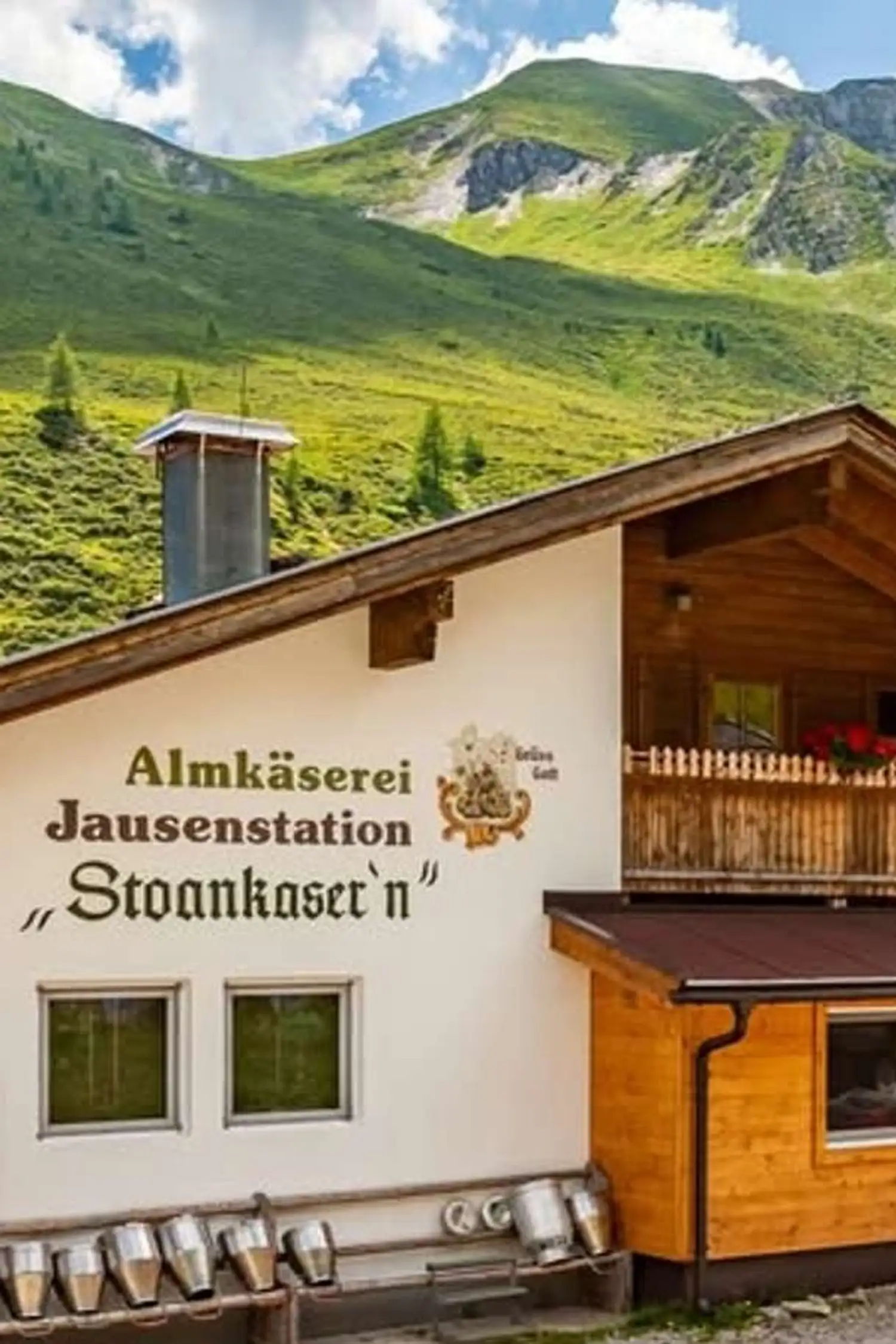 Stoankasern Alpine Cheese Dairy and Snack Bar - Tux