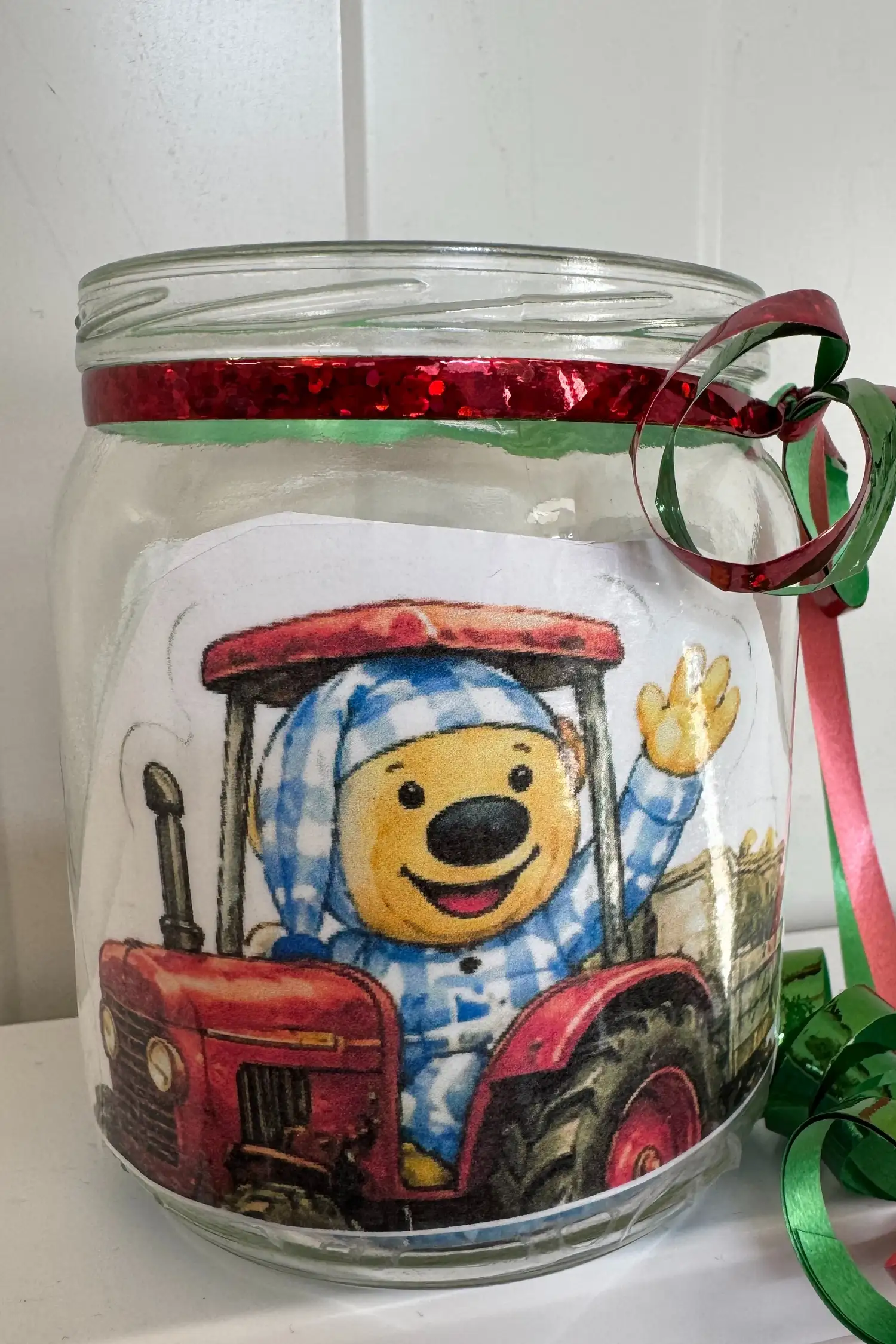 Baumi lantern making