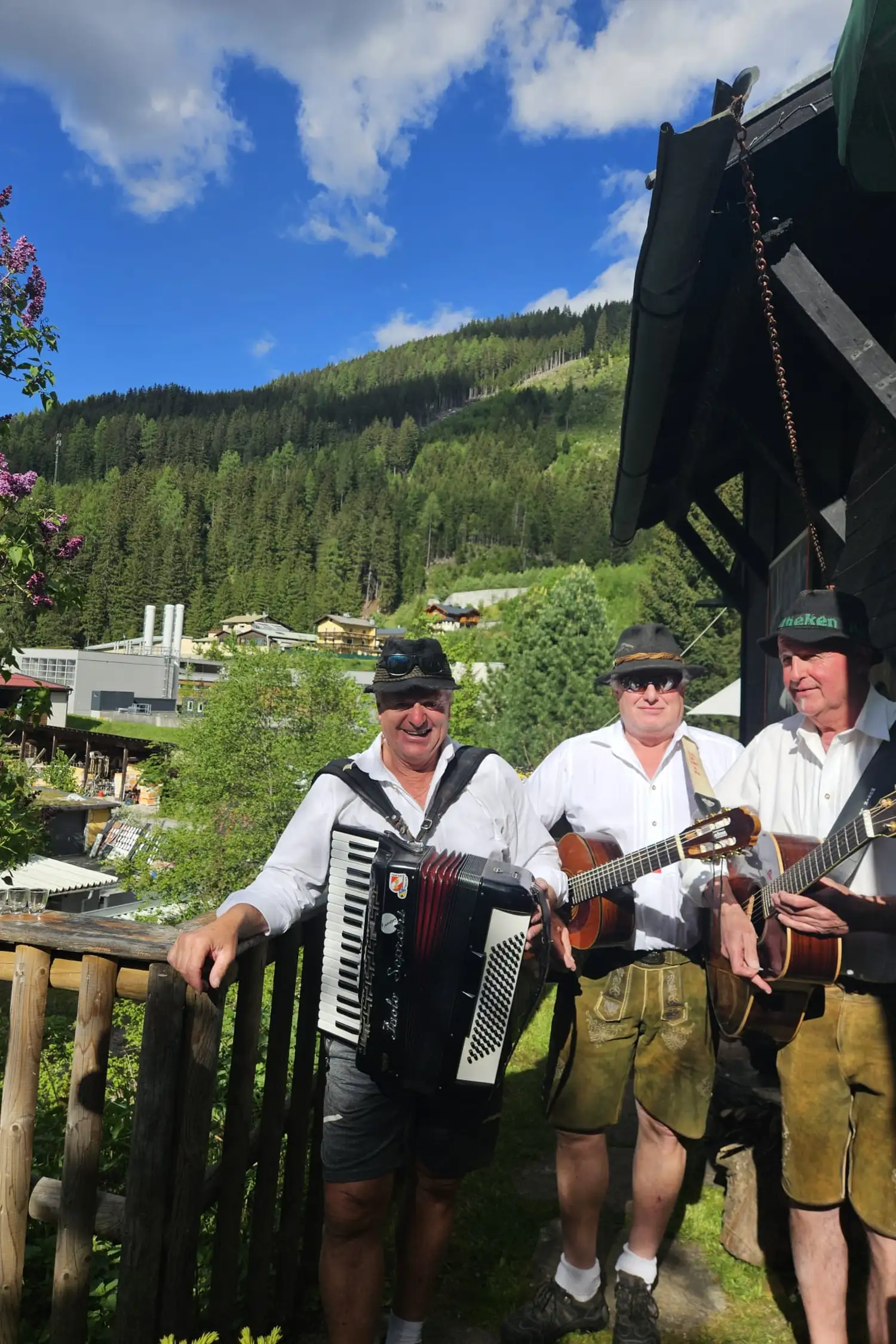 Frühschoppen mit Schochn Musi