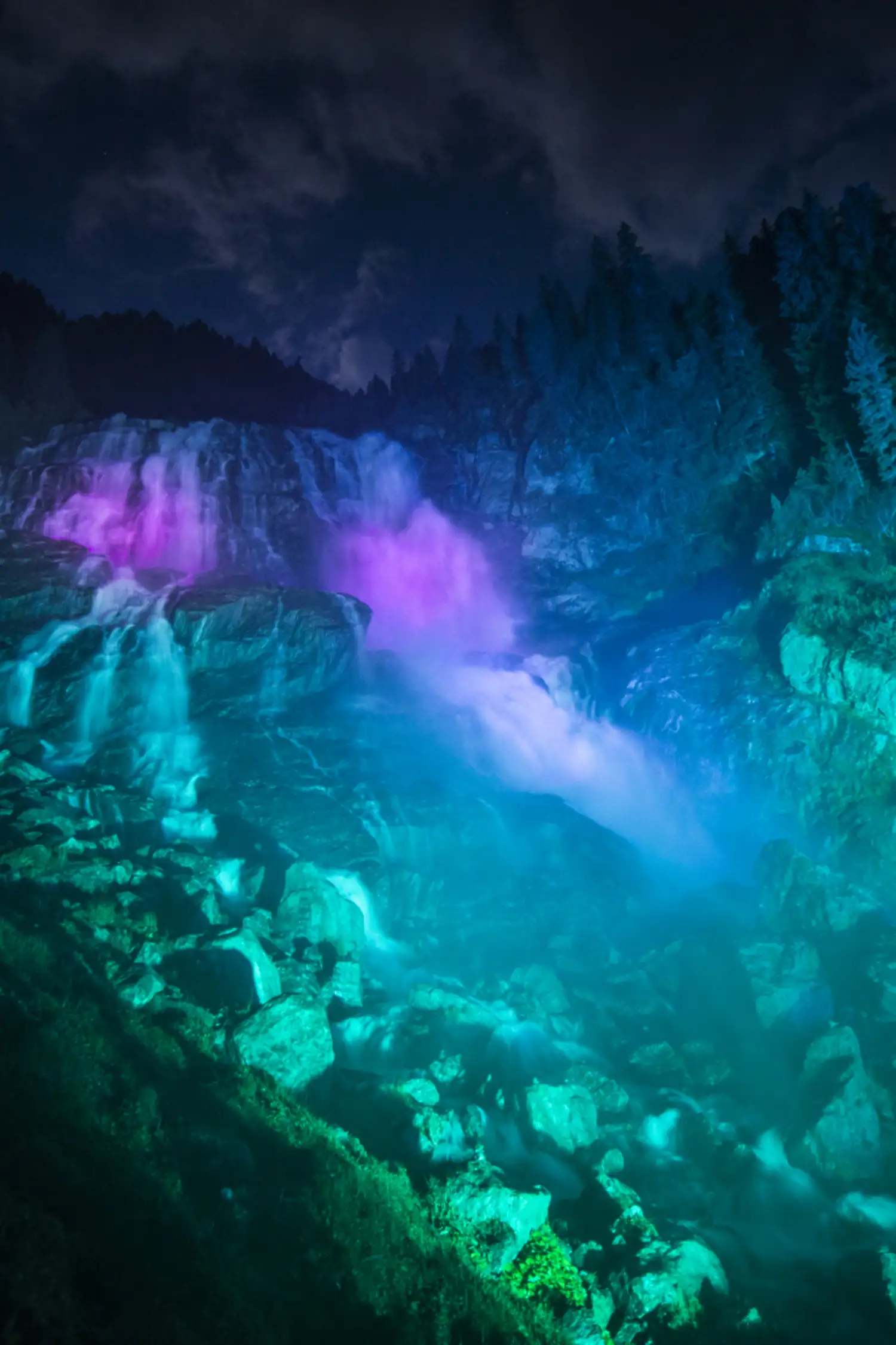 Grawa Waterfall Hiking Night