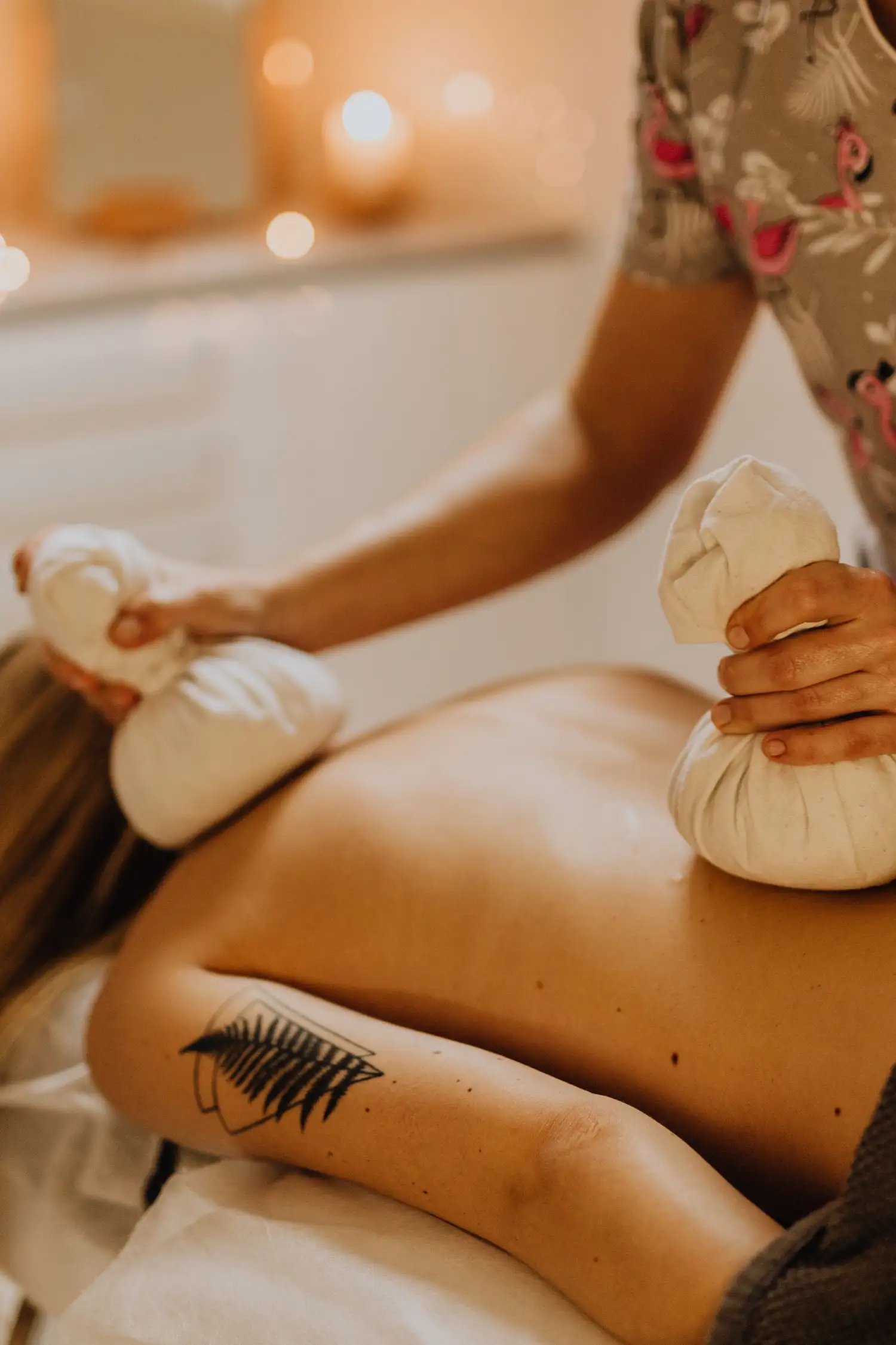 Körperstempelmassage