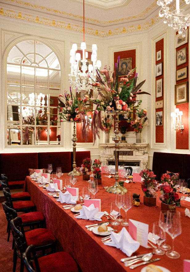 Café Sacher: Traditioneller Ausklang nach dem Wiener Opernball