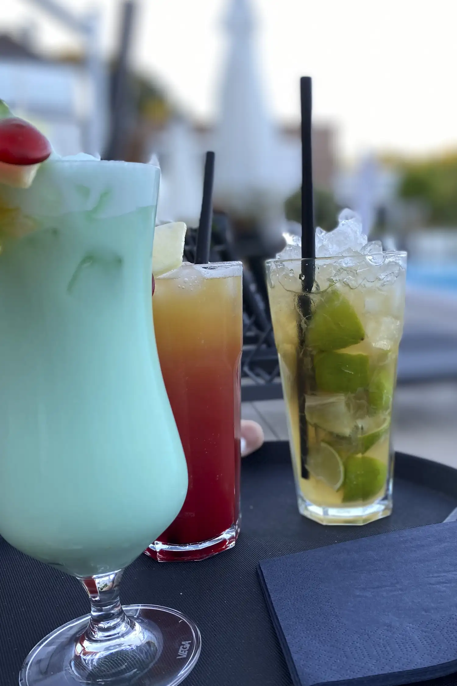 Kindercocktails mischen