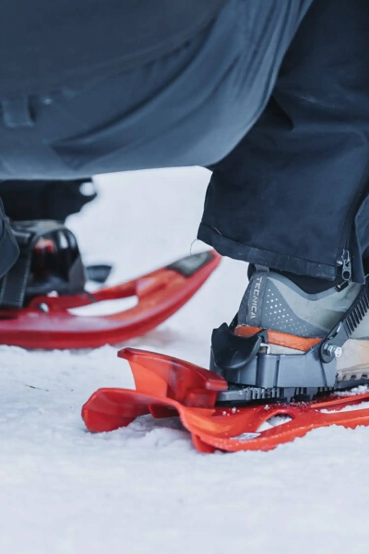 Donnerstag: Mit Schneeschuhen. Urige Almen im Gsieser Tal.