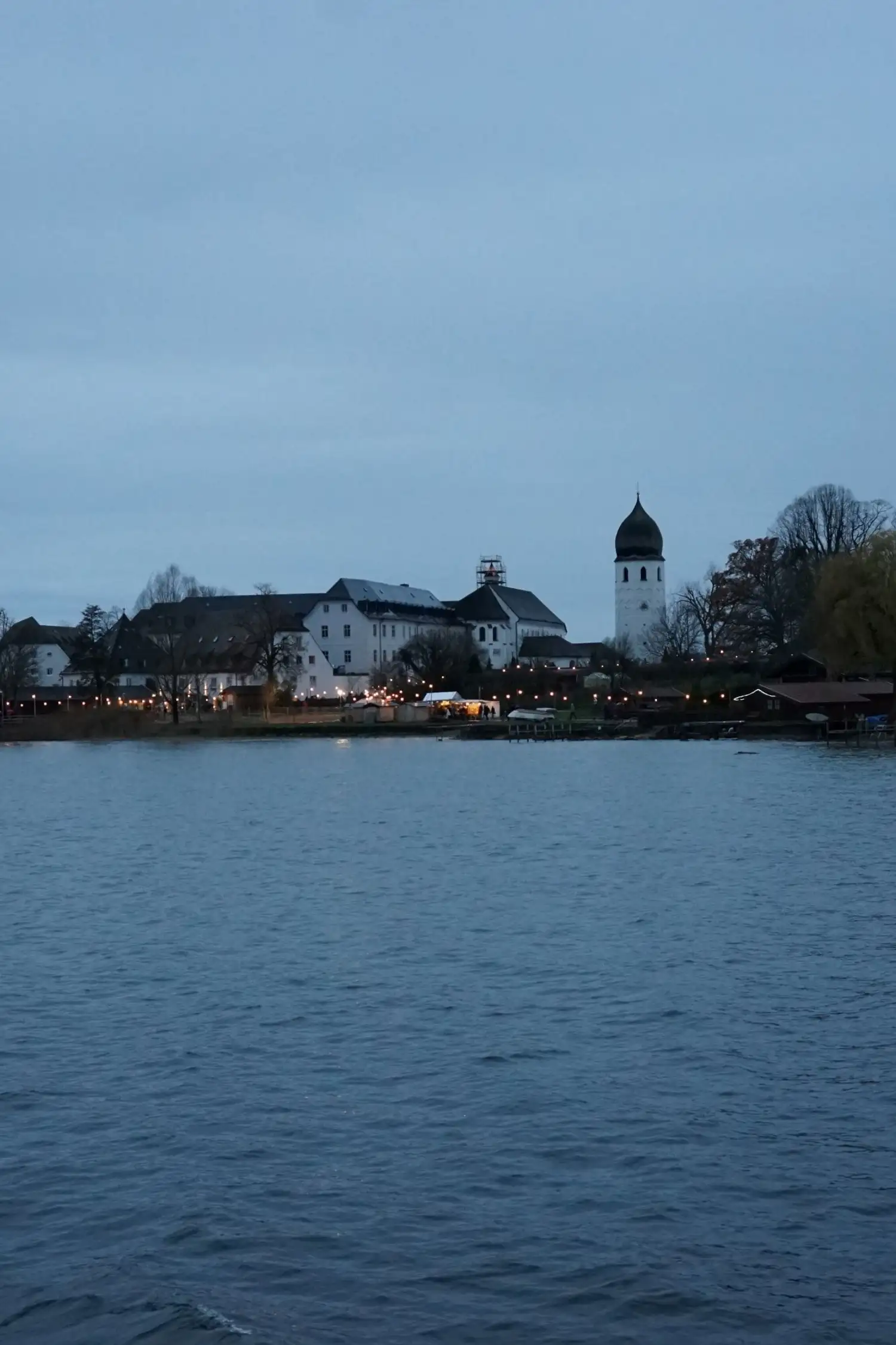 Christkindlmarkt auf der Fraueninsel - Adventszauber im Chiemsee