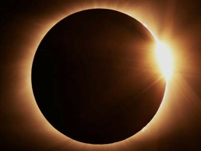 Solar Eclipse & Shooting Stars at 2,337 m