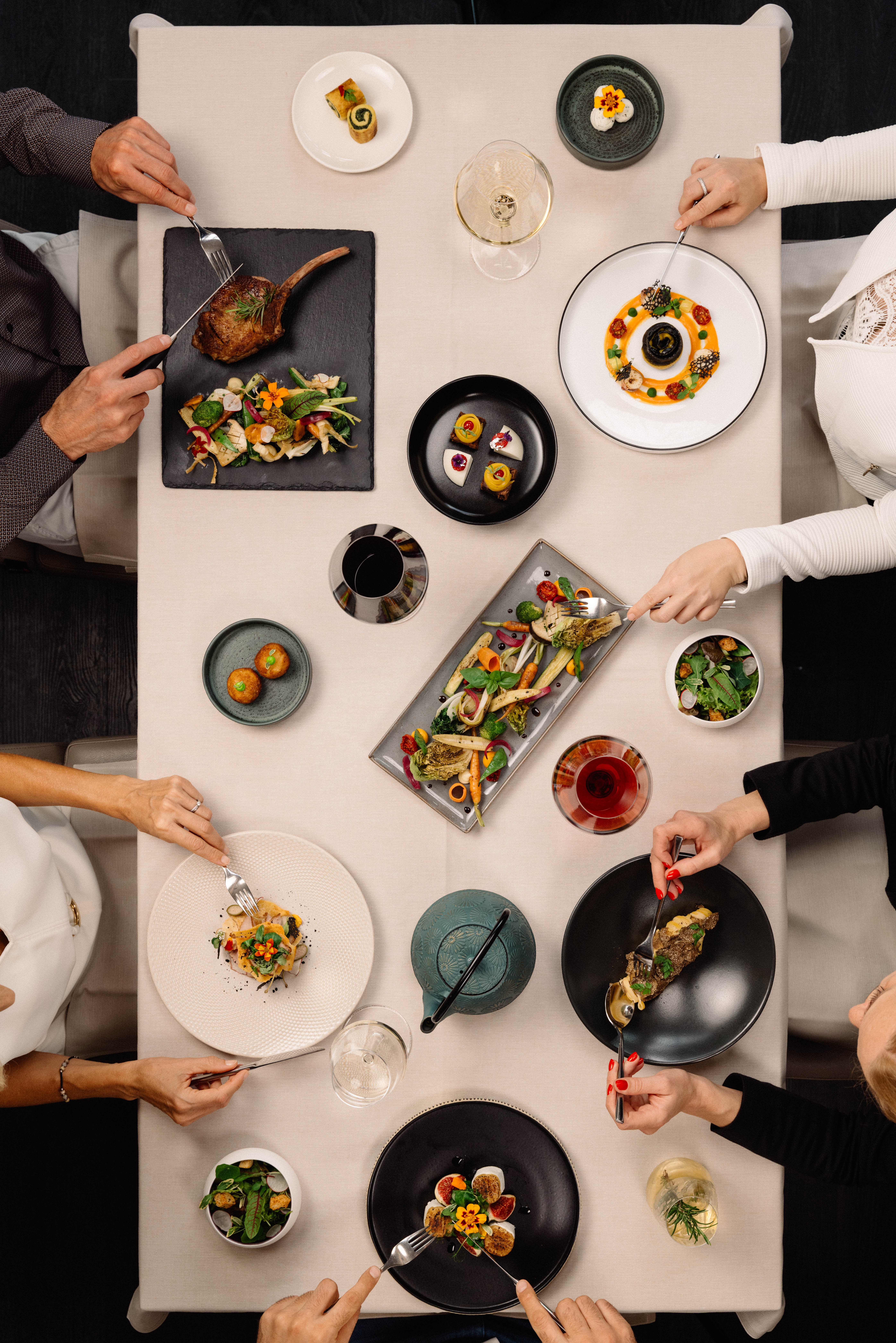 Kulinarische Tafel für Freunde - Sharing is caring