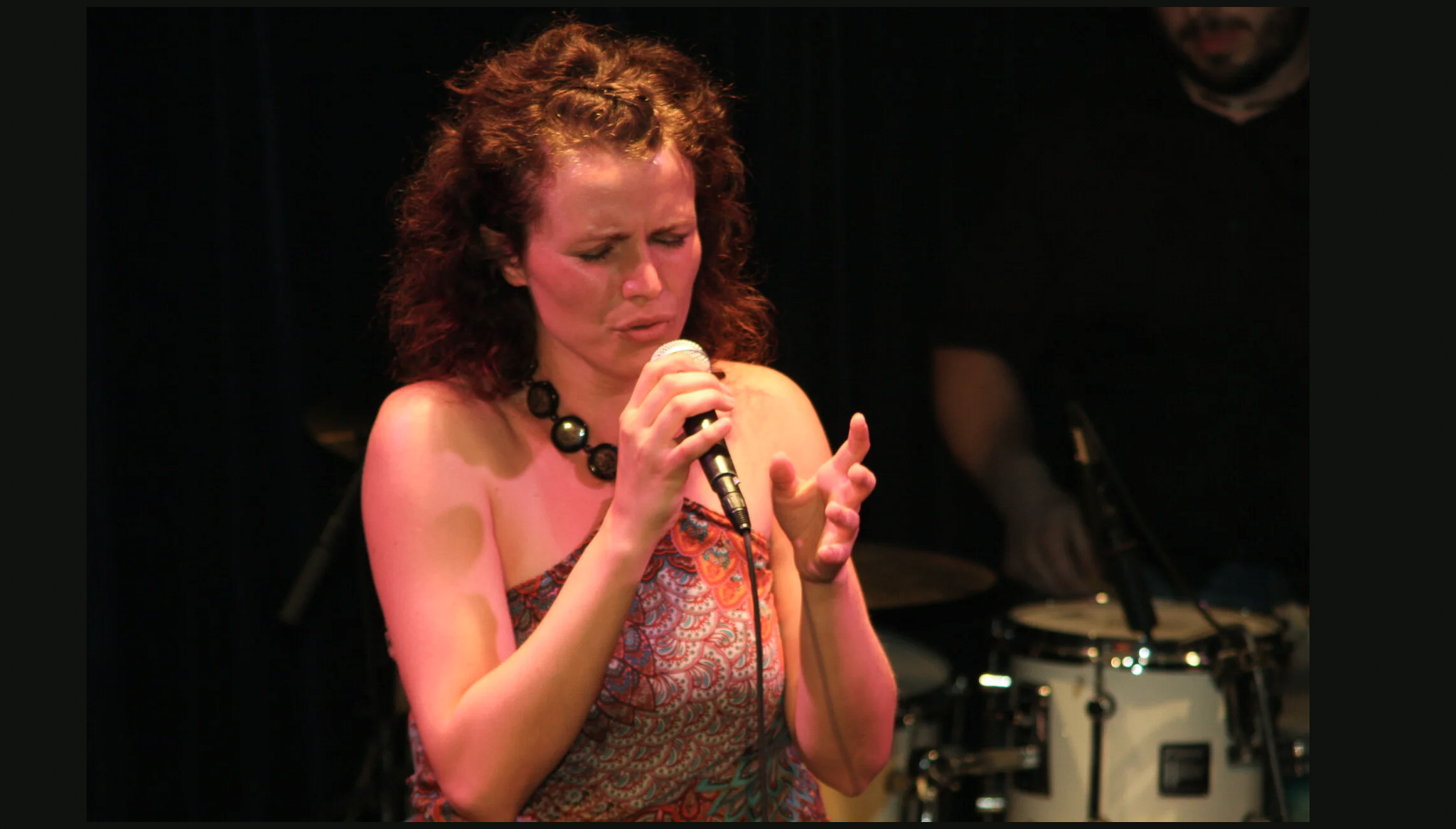 Live Act | Reena Winters