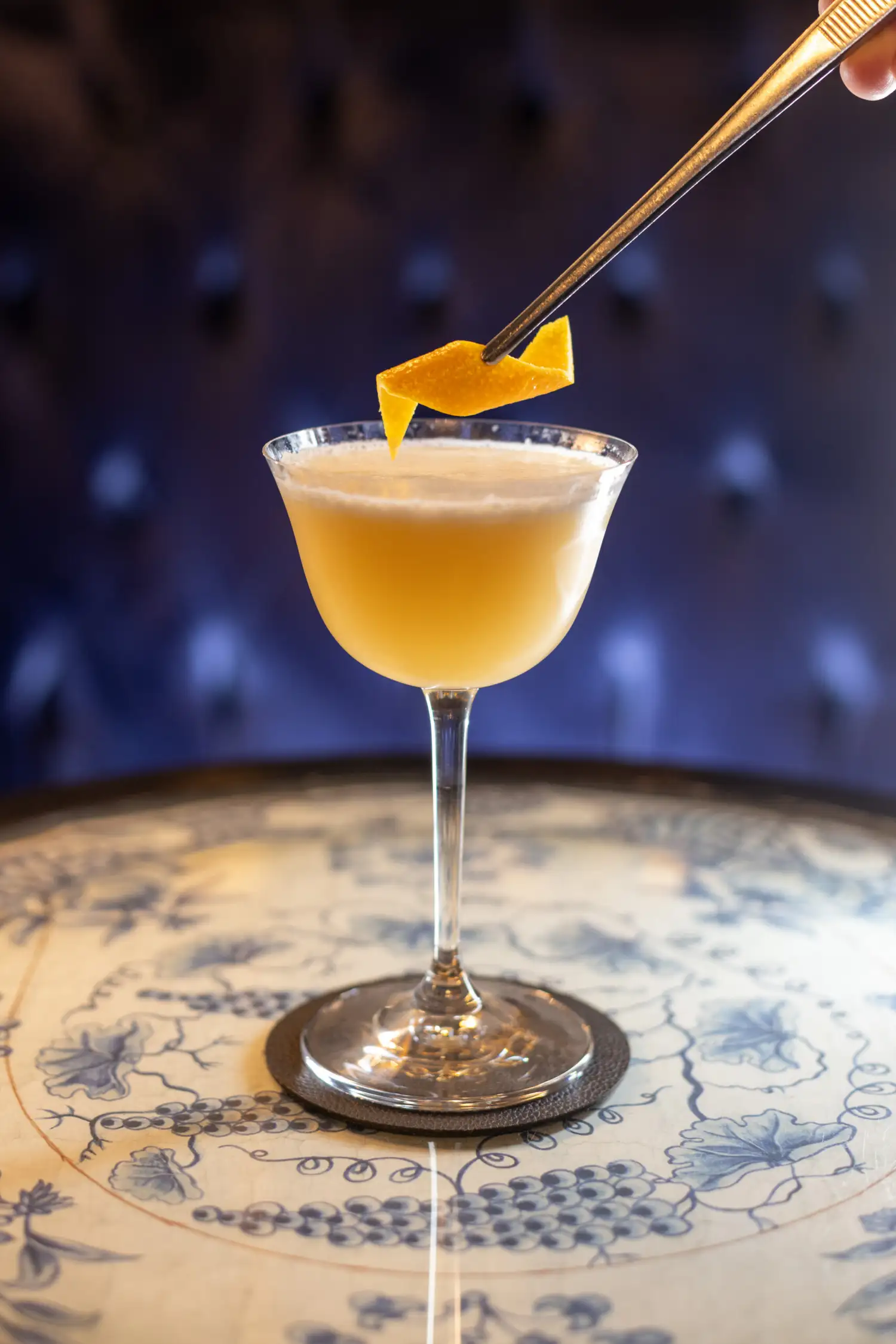 Drinks around your opera night at Blaue Bar