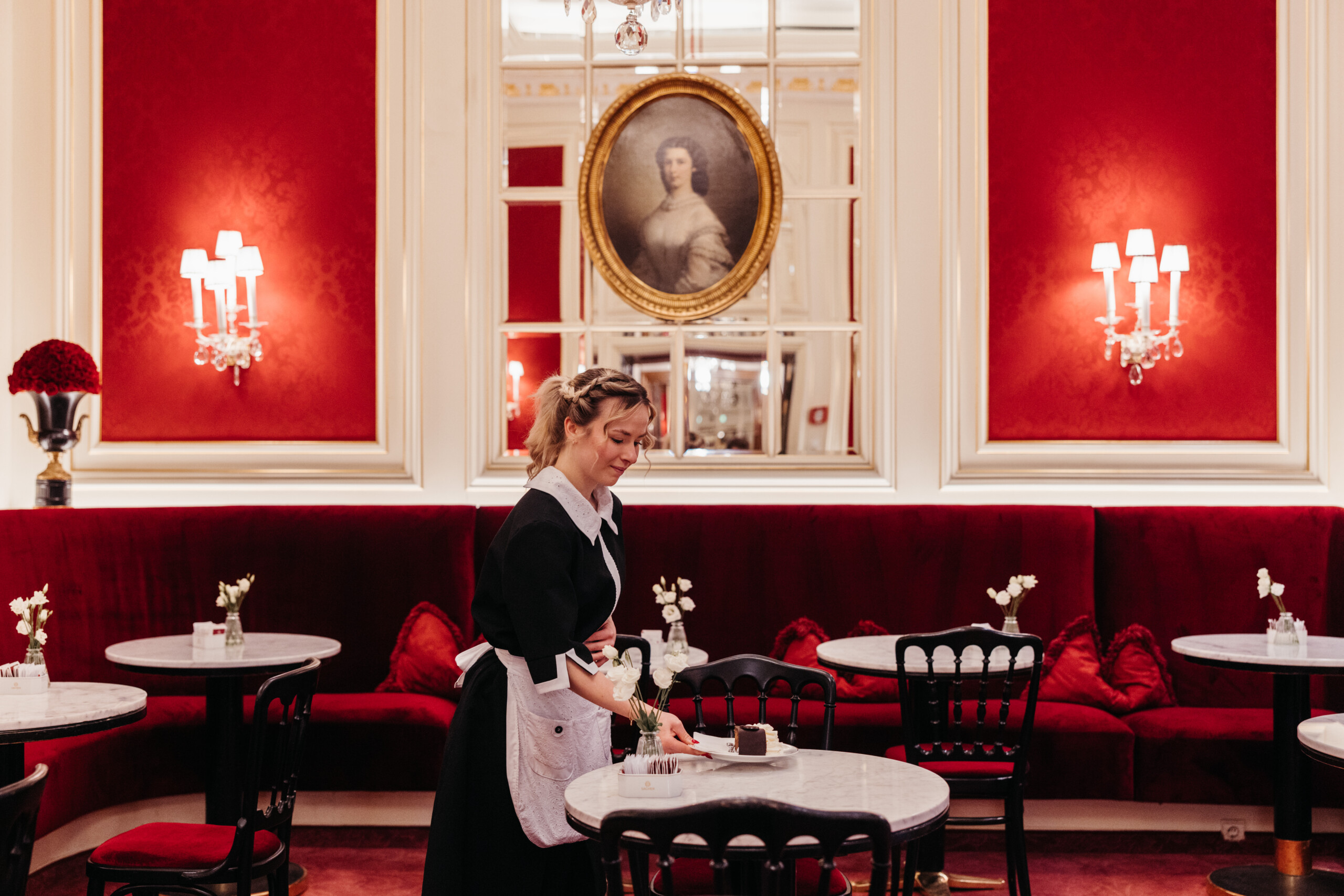 Die Original Sacher-Torte im Café Sacher Wien erleben