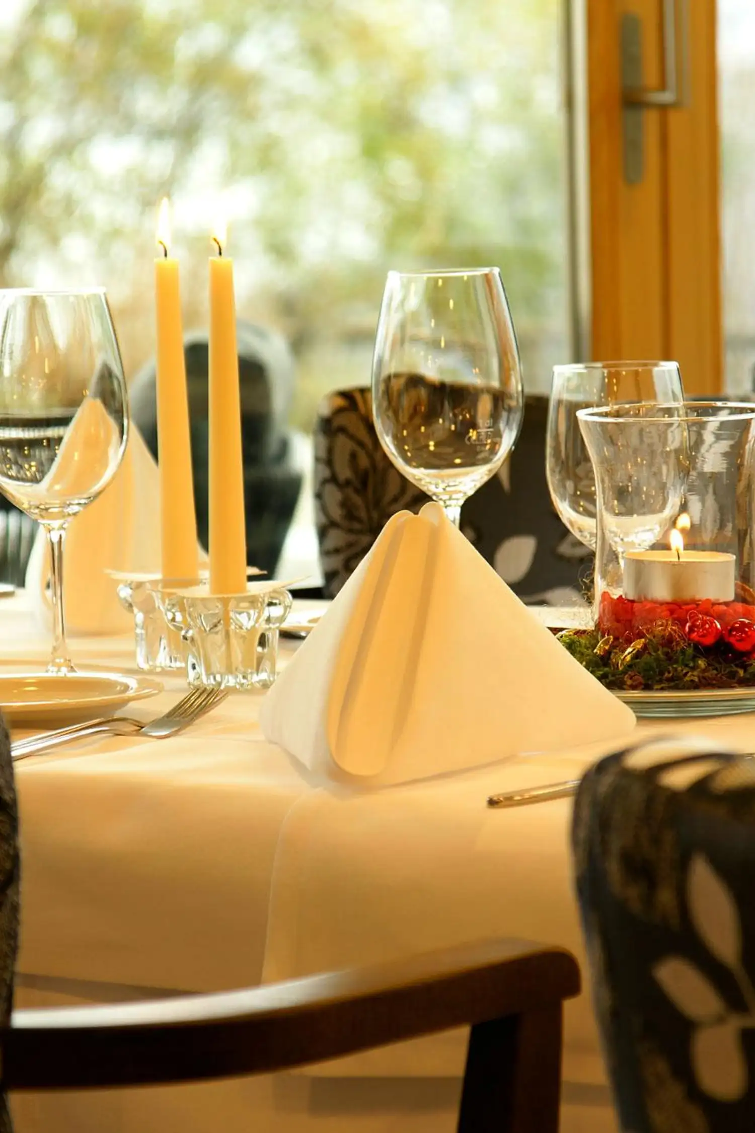 Candlelight dinner for 2