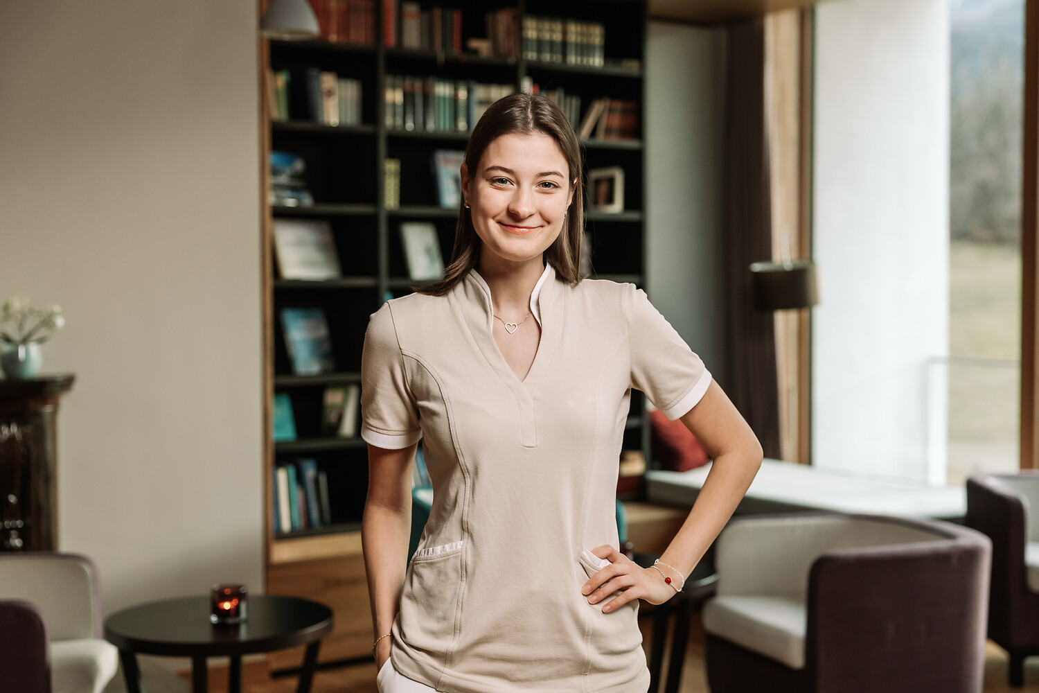 Leonie – Ansprechpartnerin für Spa & Fitness