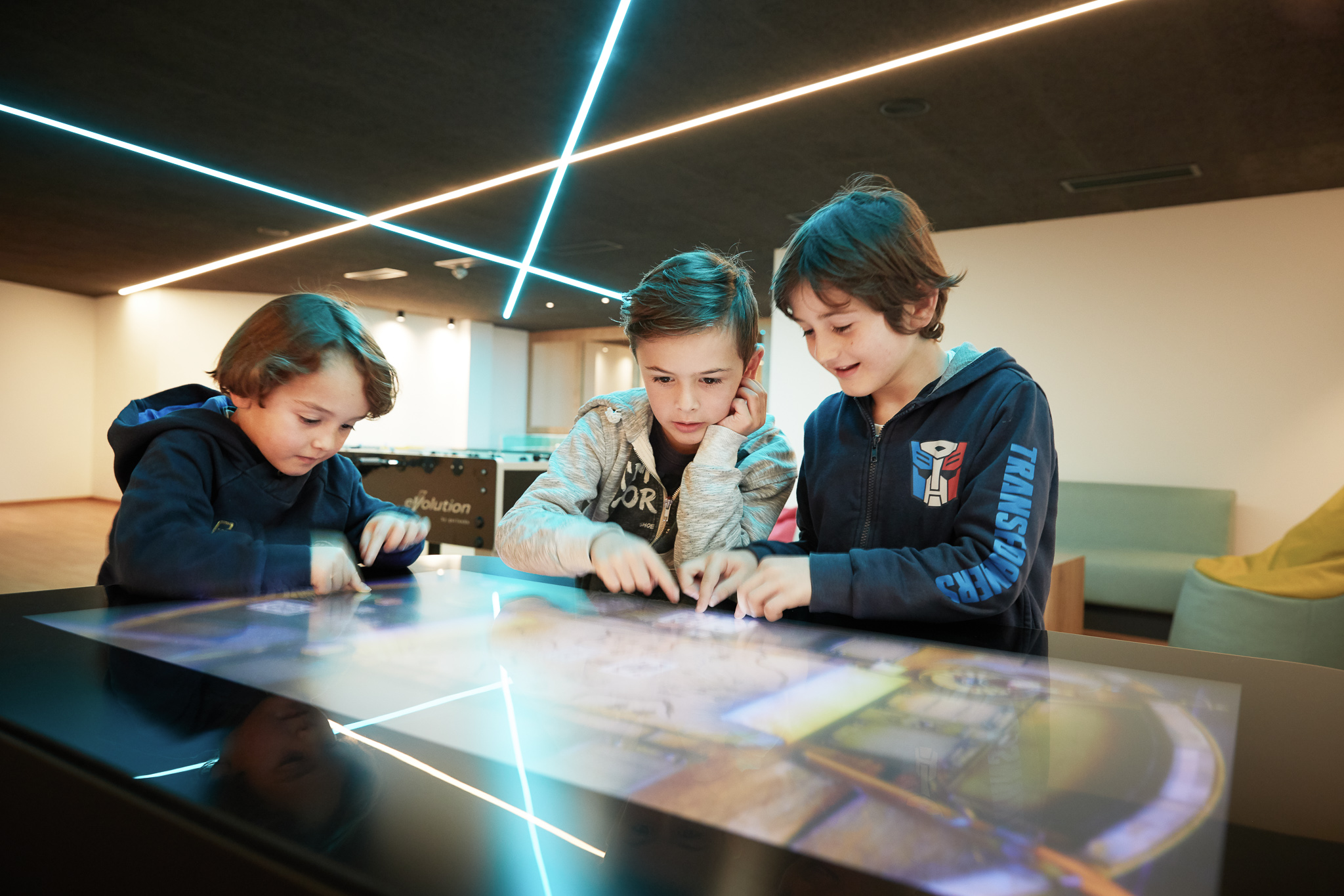 Kids & Junior Lounge