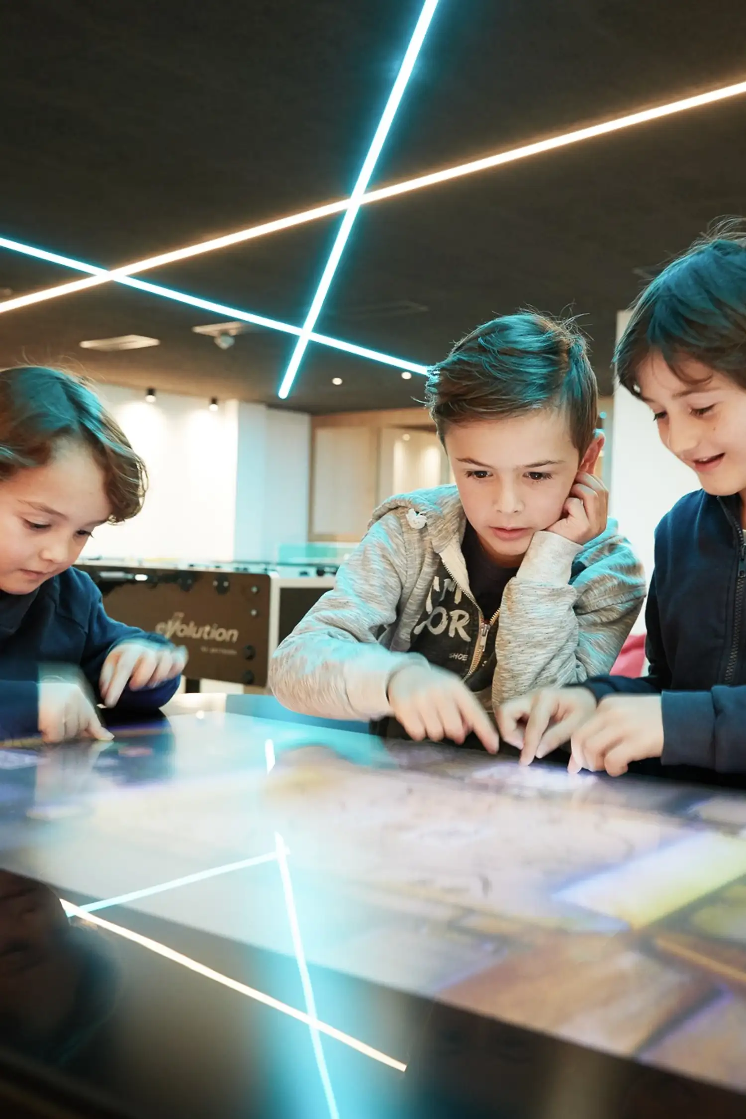 Kids & Junior Lounge