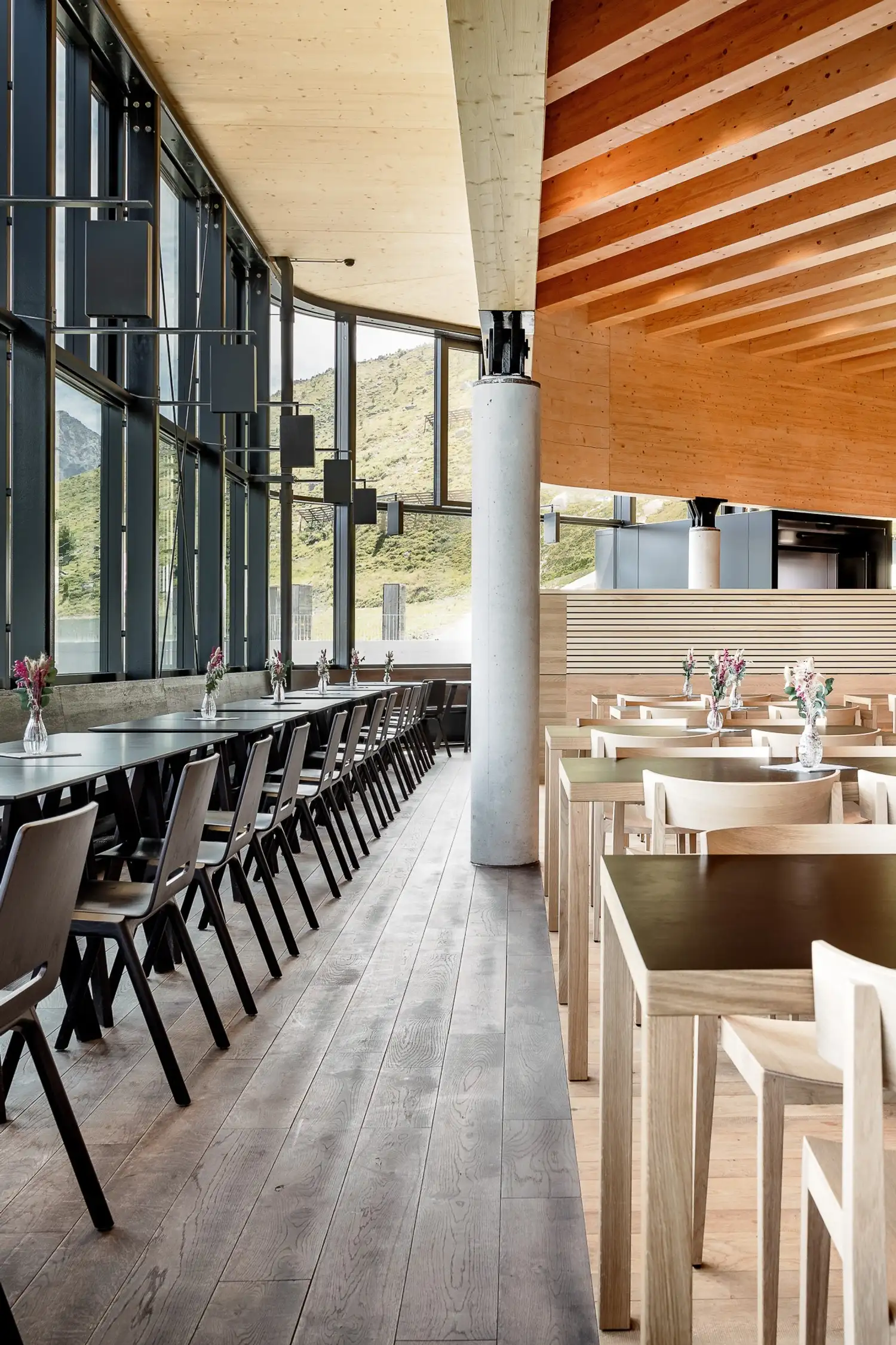 Market restaurant FALCON