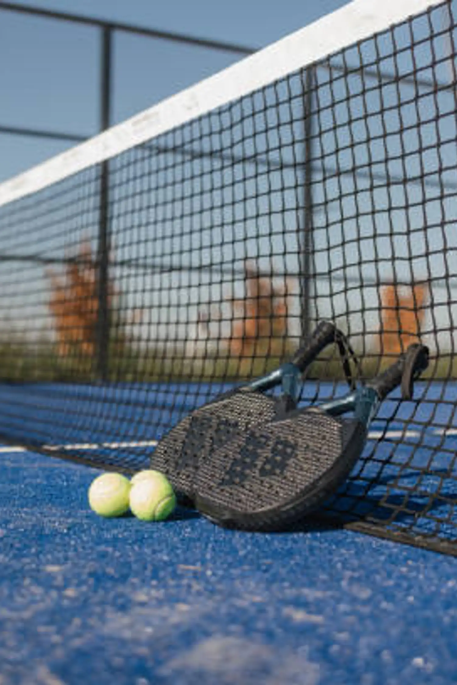 Padel Tennis - 1 Stunde Platz reservieren
