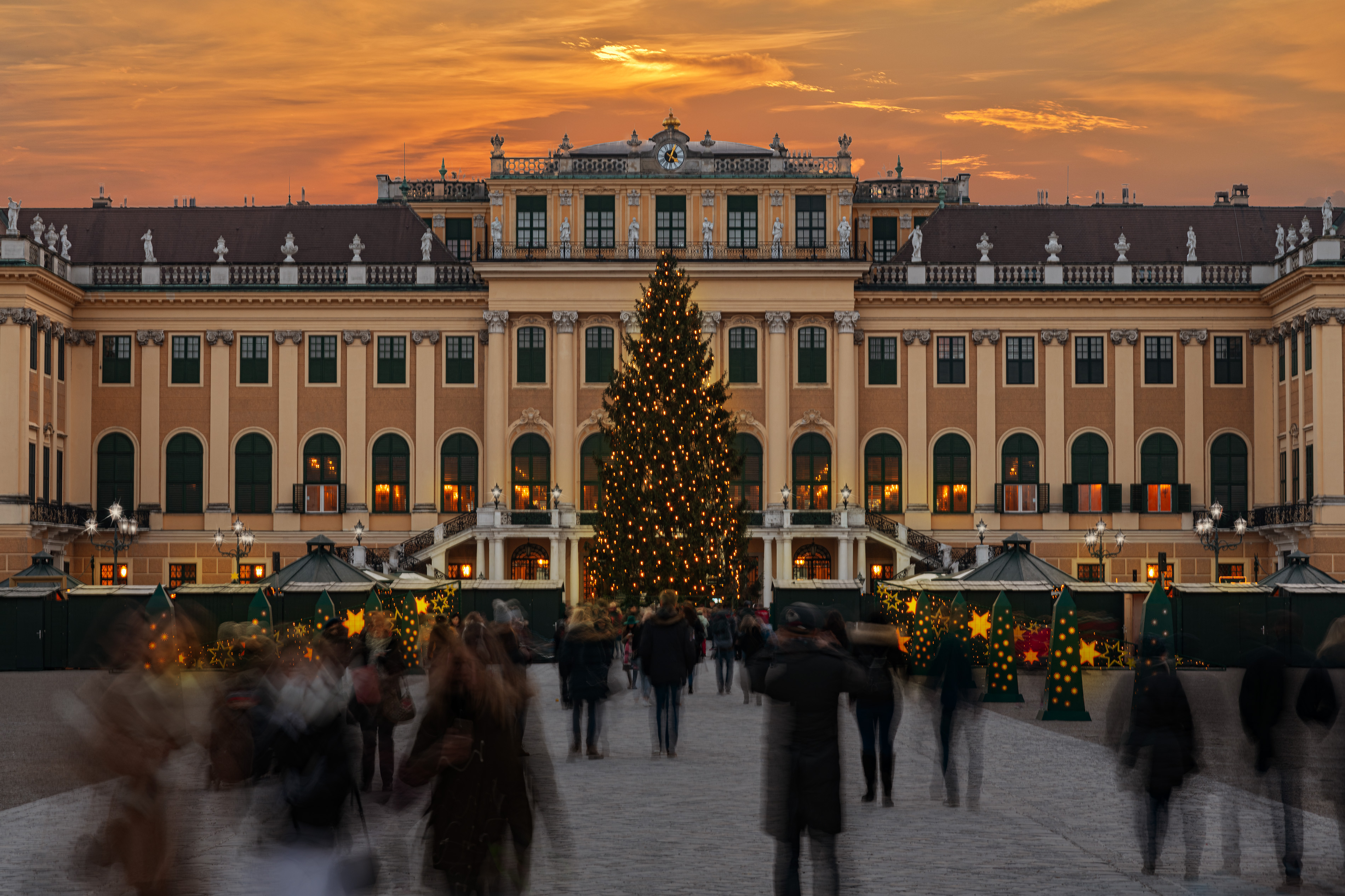 Schönbrunn Palace Christmas Market