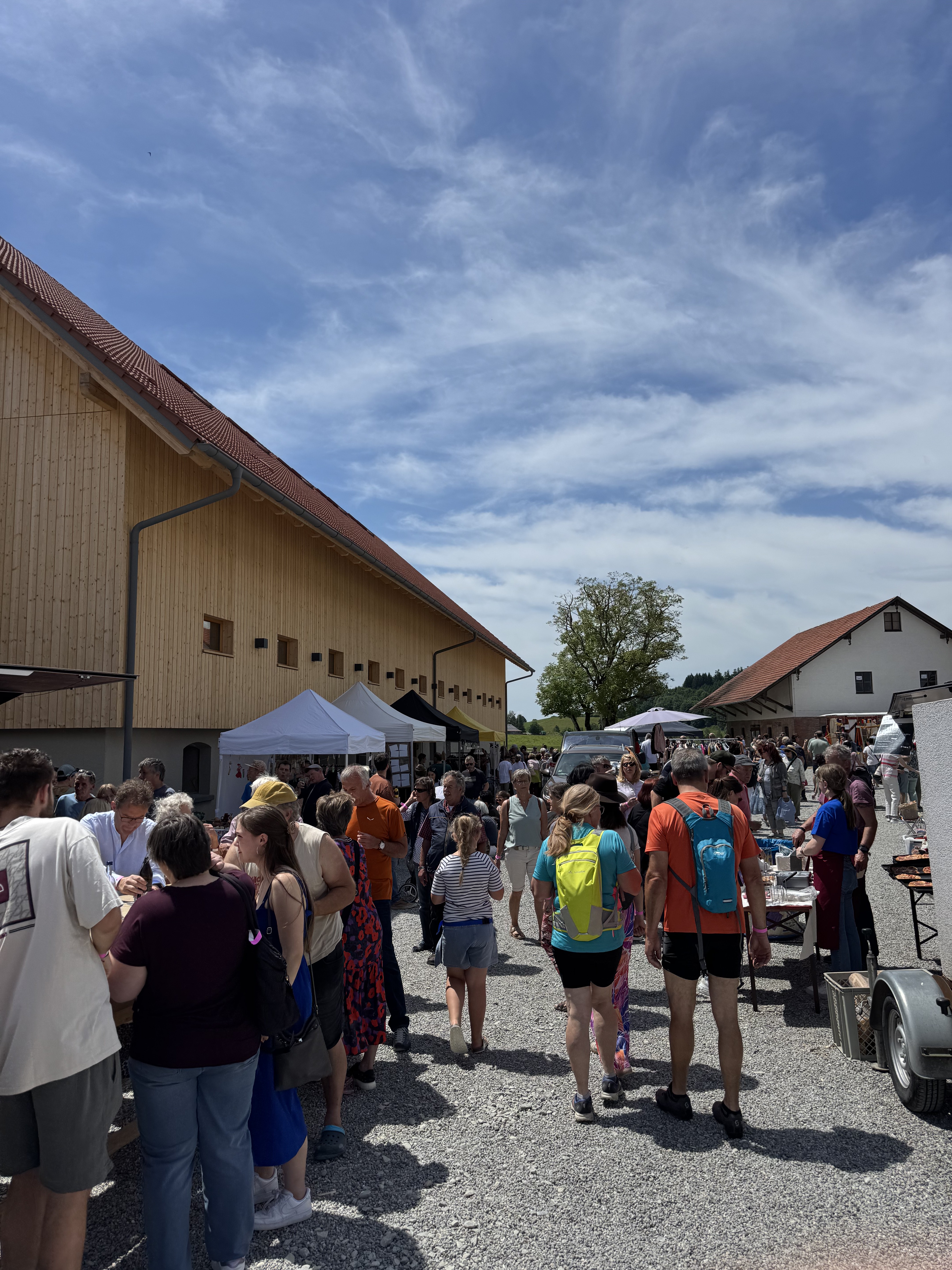 Heimatmärkte-Besucher 2026 
Kunsthandwerk, Flohmarkt und Genuss 