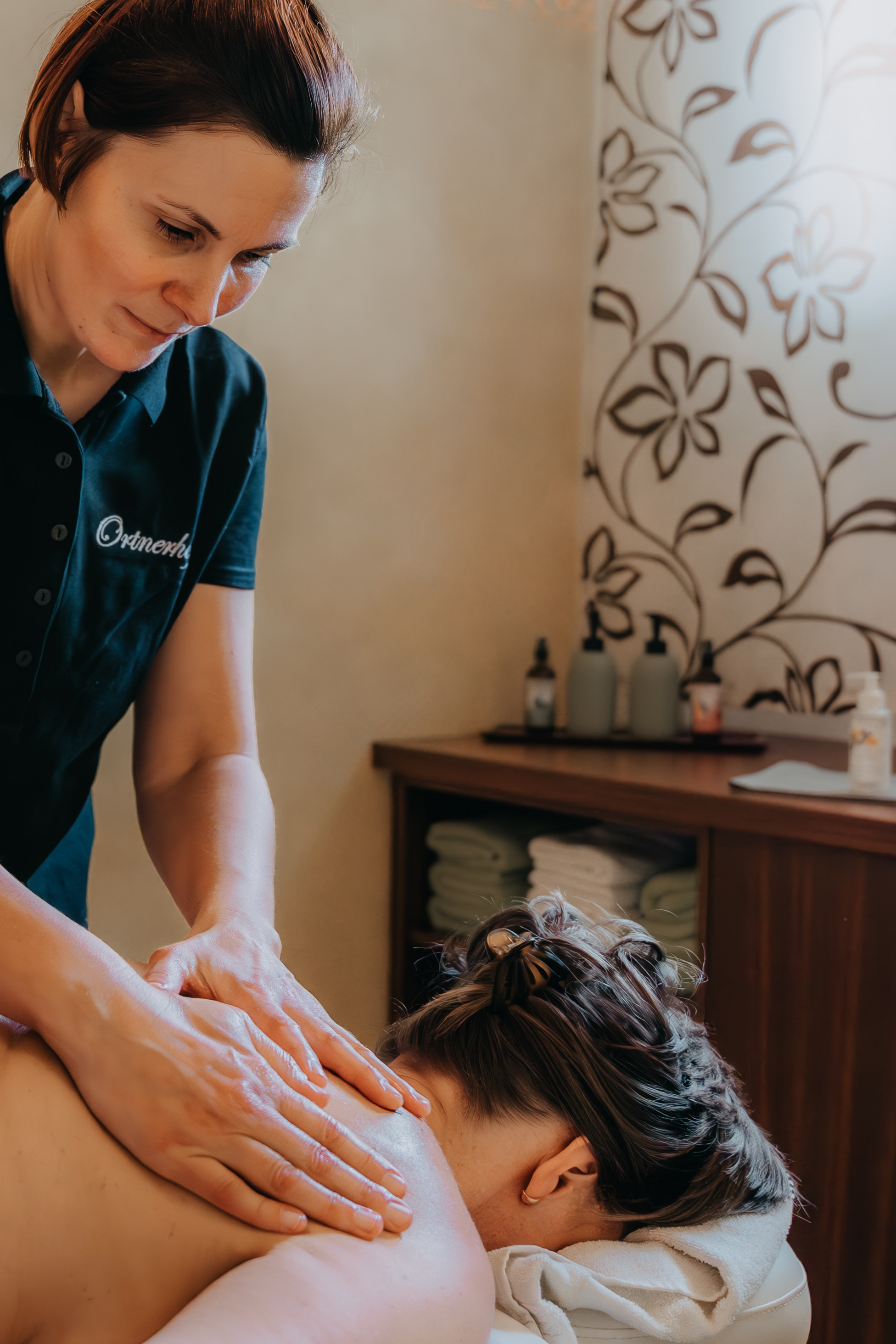 THE JUCHEE
MASSAGE - Our Ortnerhof Signature Treatment.