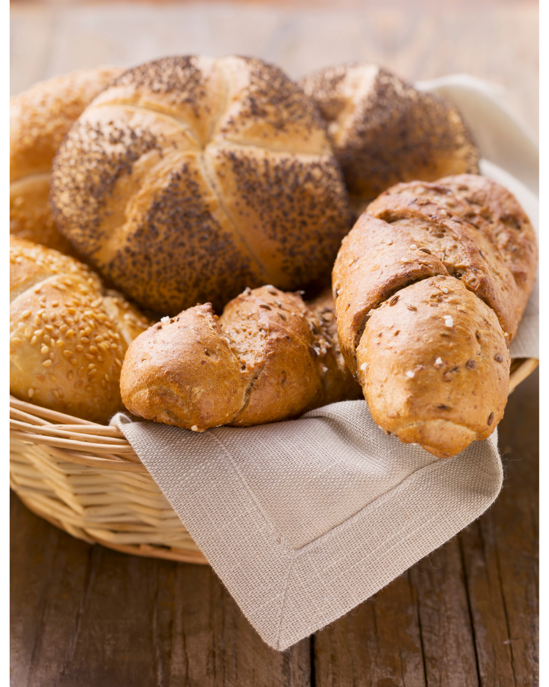 Fresh baked goods in the morning - Our bread roll service