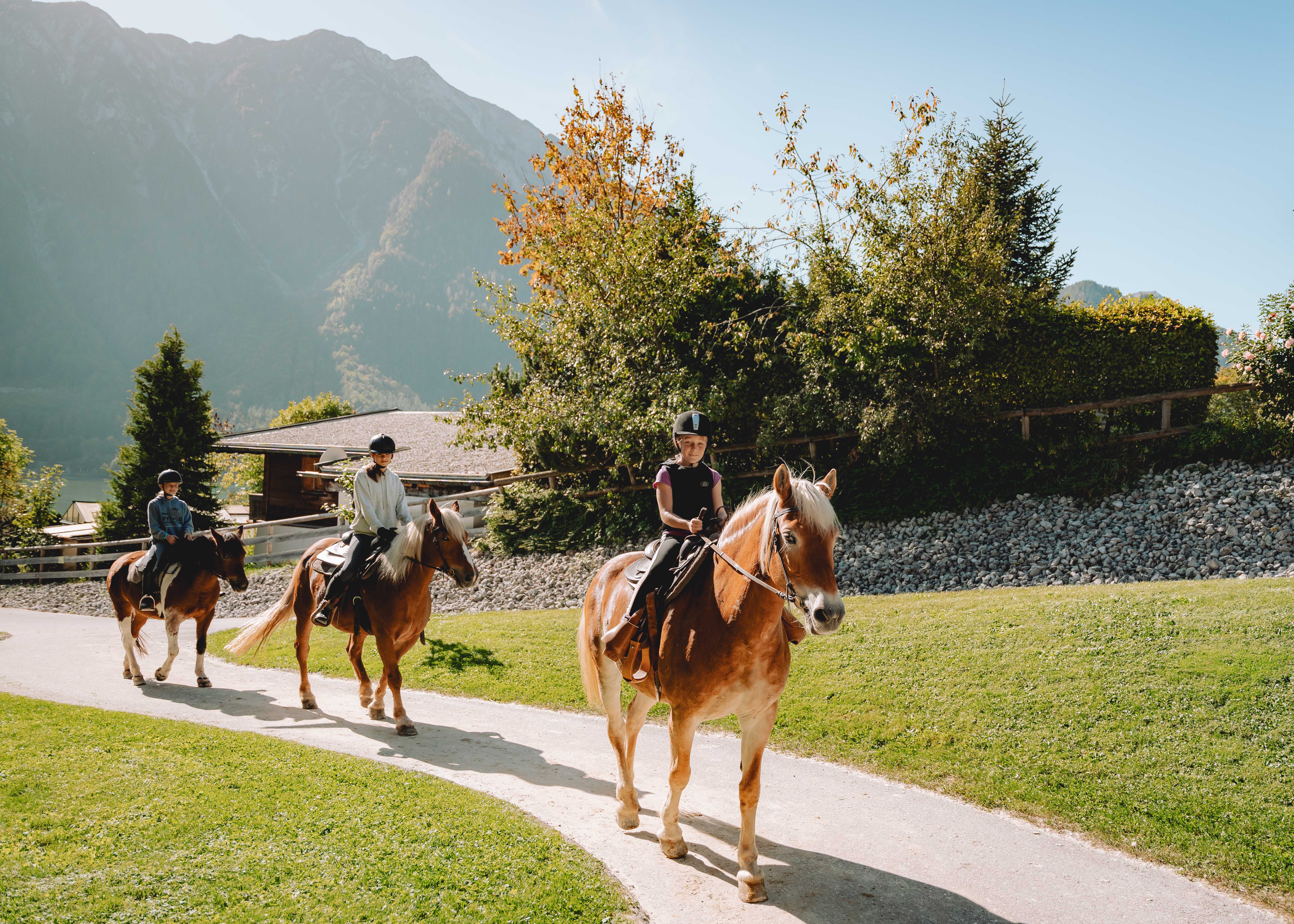 From May 1st ride to the waterfall - only for experienced riders