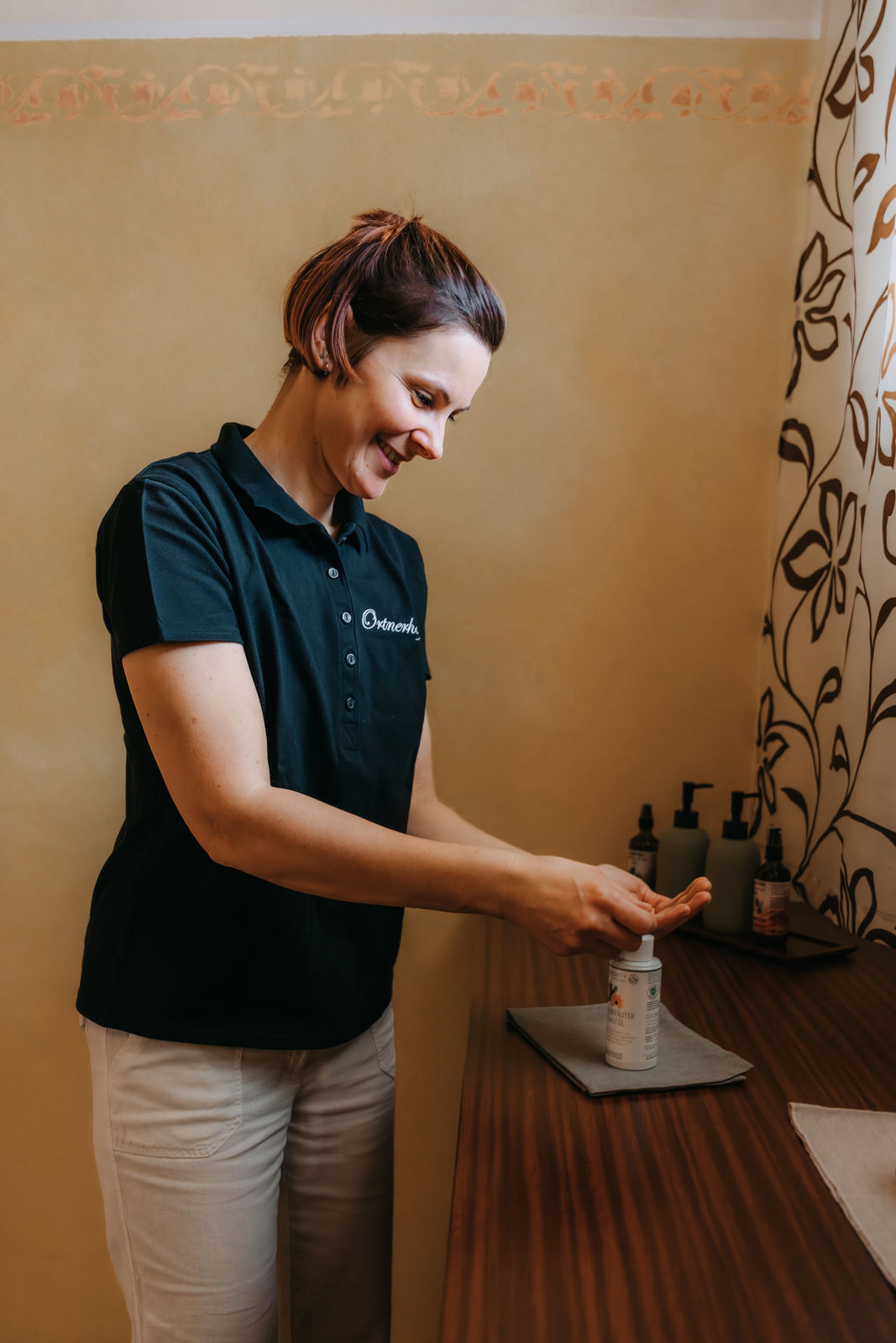 ALPINE HERB OIL SPORTS MASSAGE - ideal after every mountain adventure.