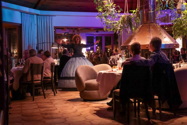 Musical dinner