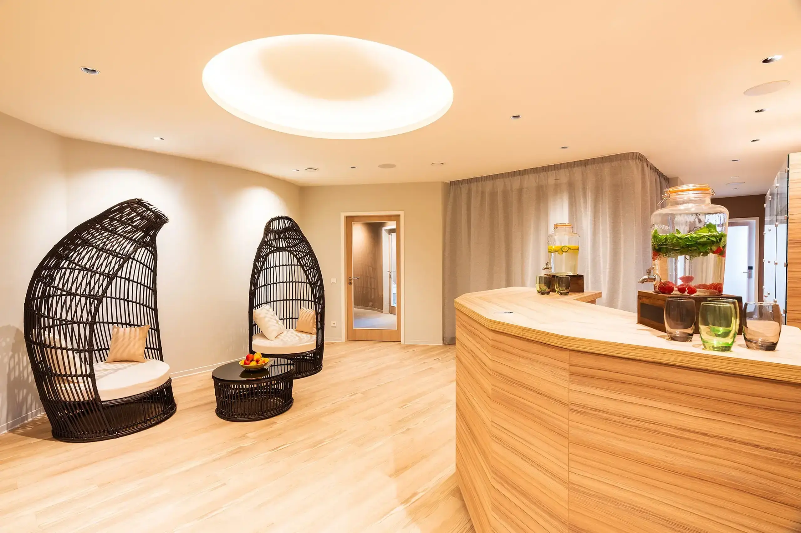 Opening hours of our wellness facilities