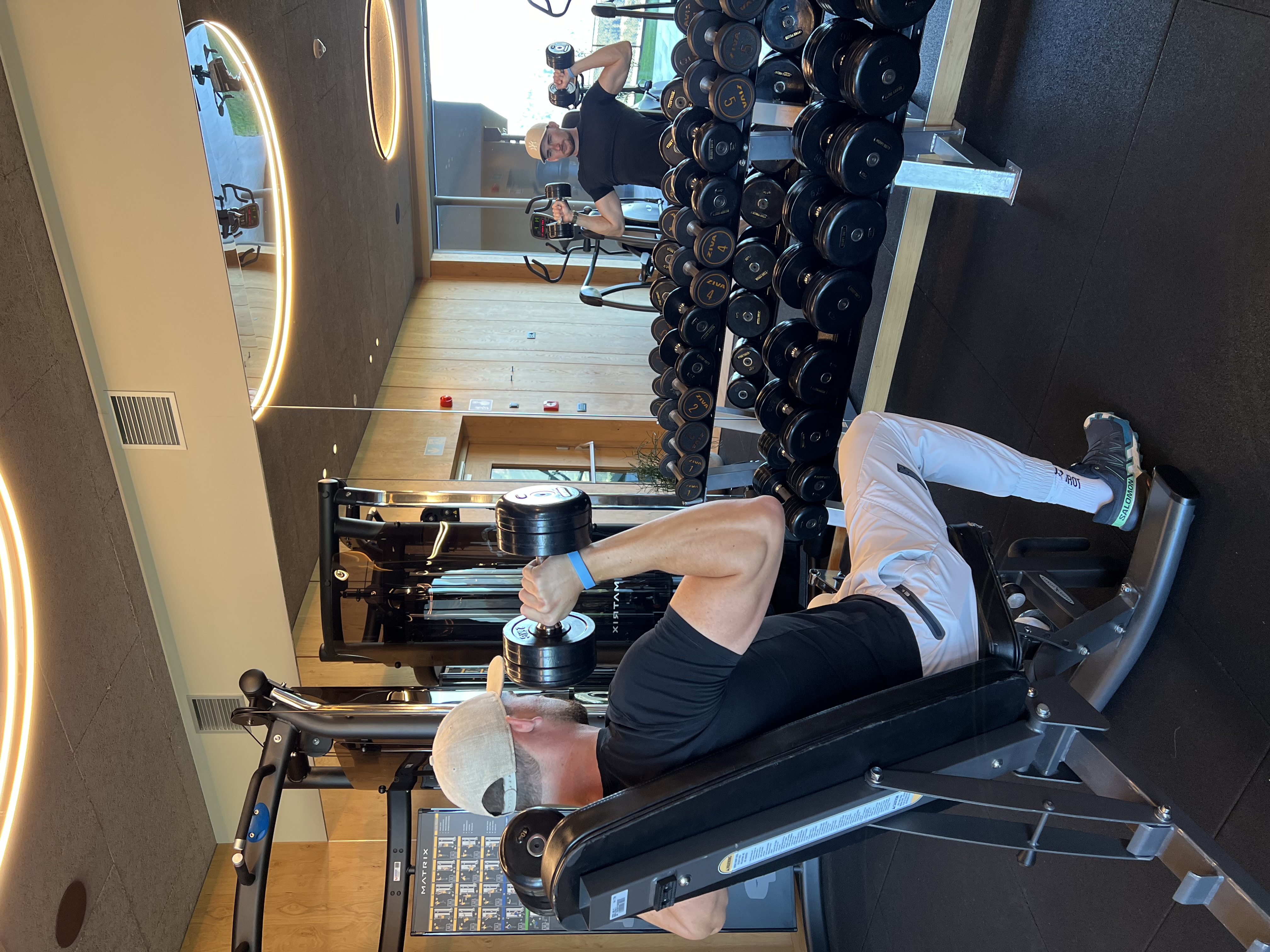 Shoulder  workout with Fabian in the fitness &  gym room