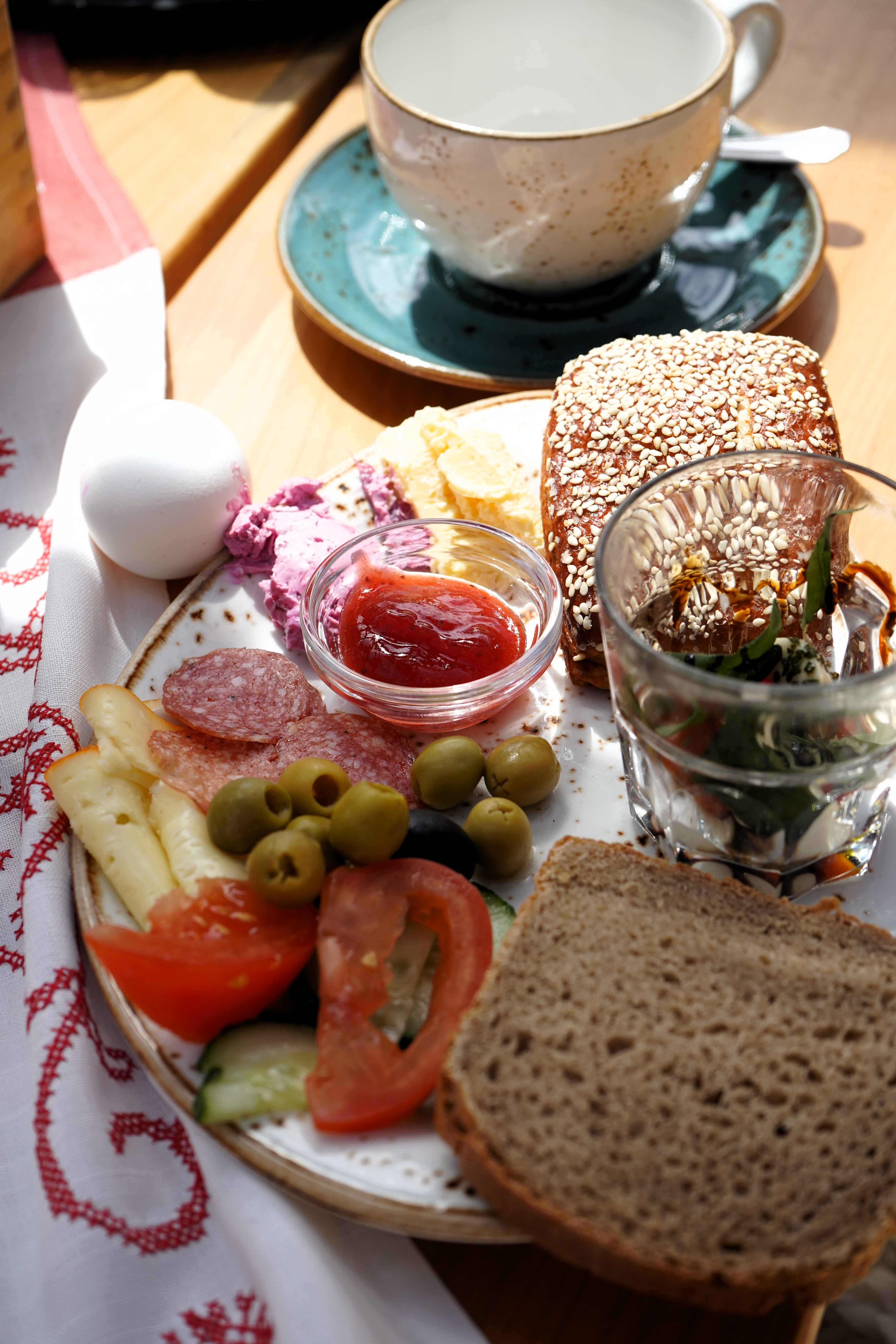 Frühstück auf der Alm