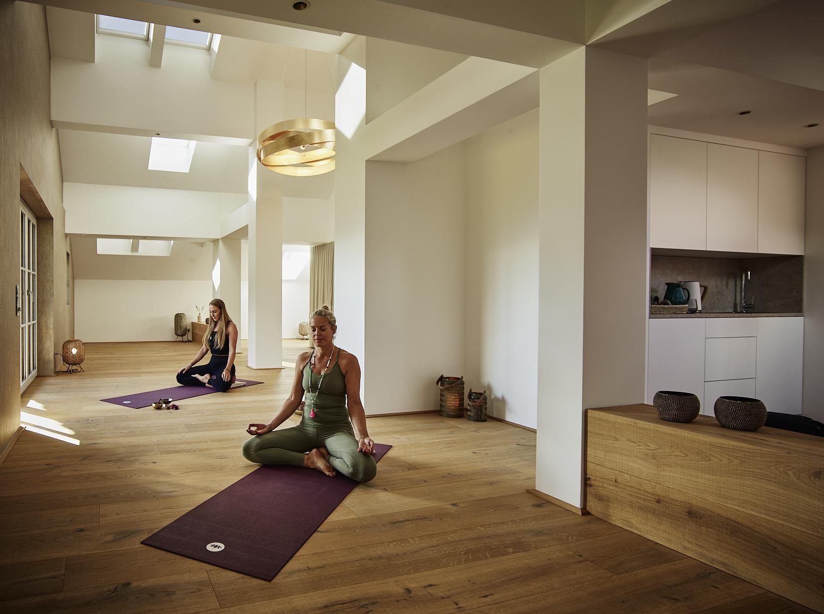 After Ski JOga – Sanfter Abendflow