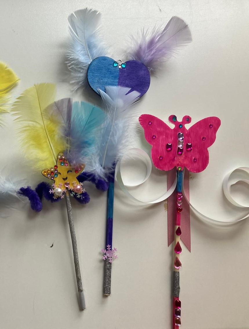 Making magical fairies, dinosaurs & horse sticks